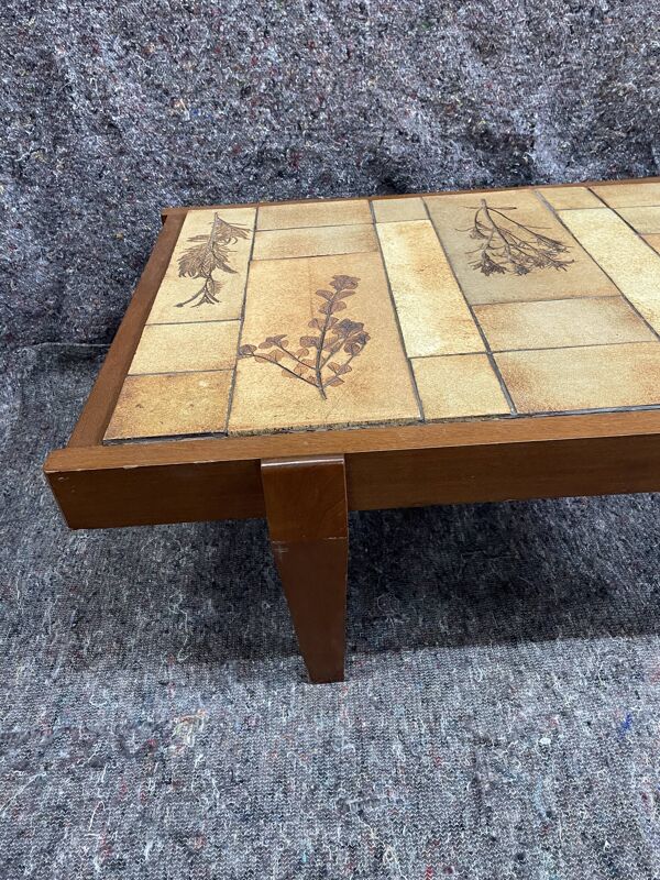 Table basse en bois et céramique herbier