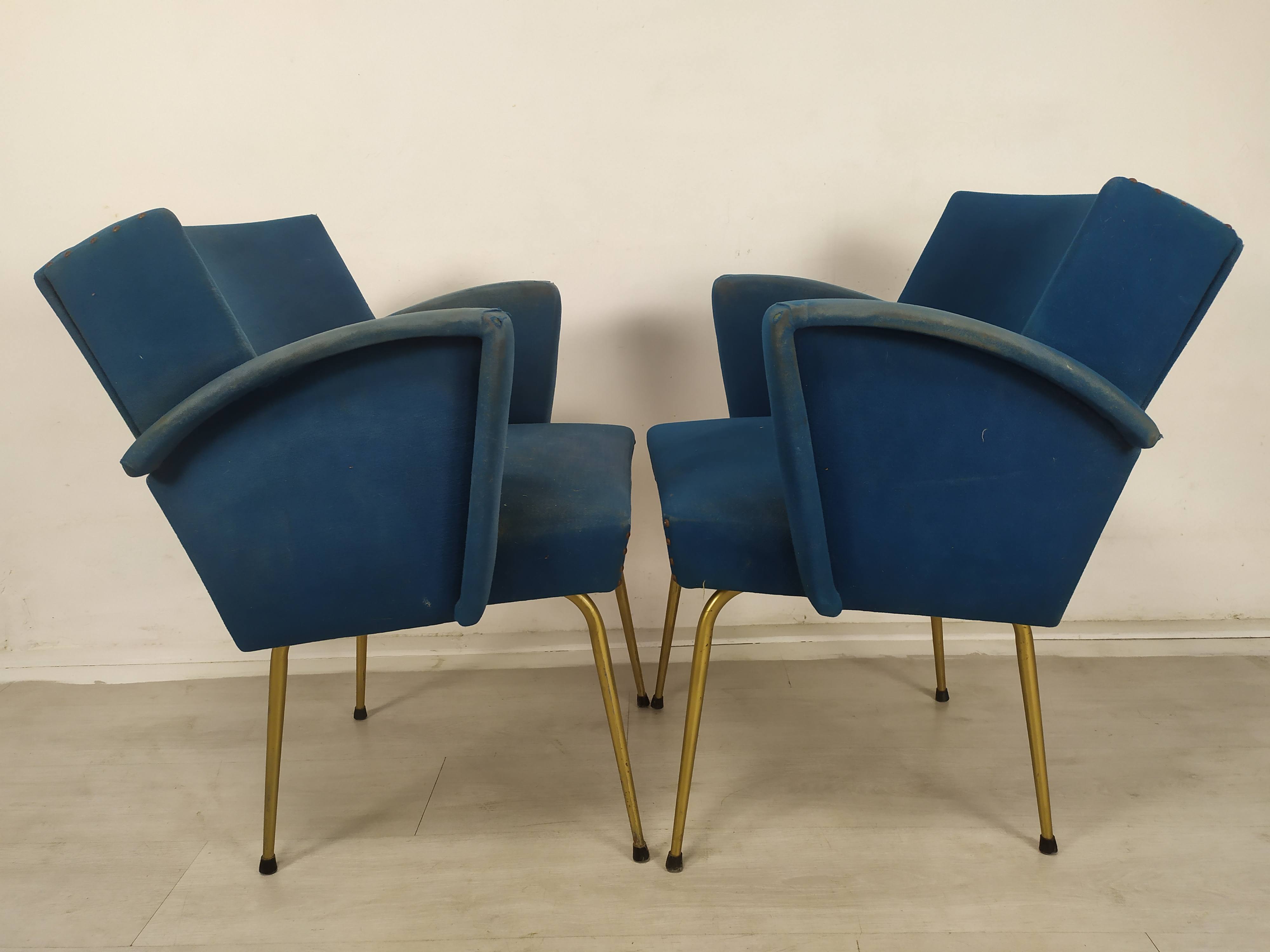 Pair of vintage armchairs to reupholster