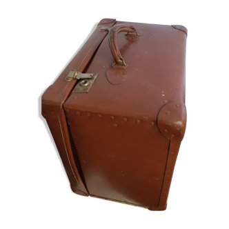 Old square travel case