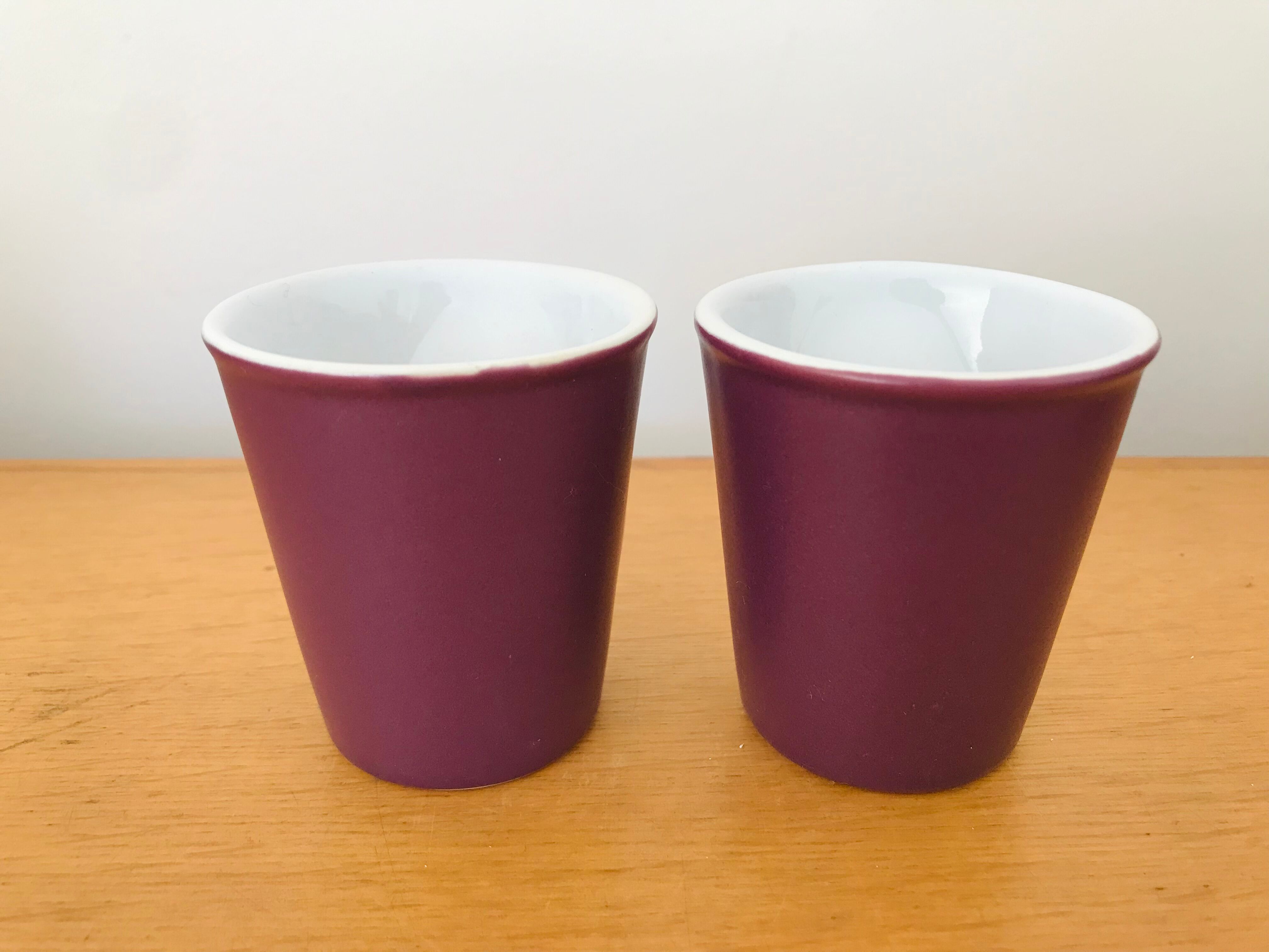 Lot 2 cups white and purple porcelain REVOL