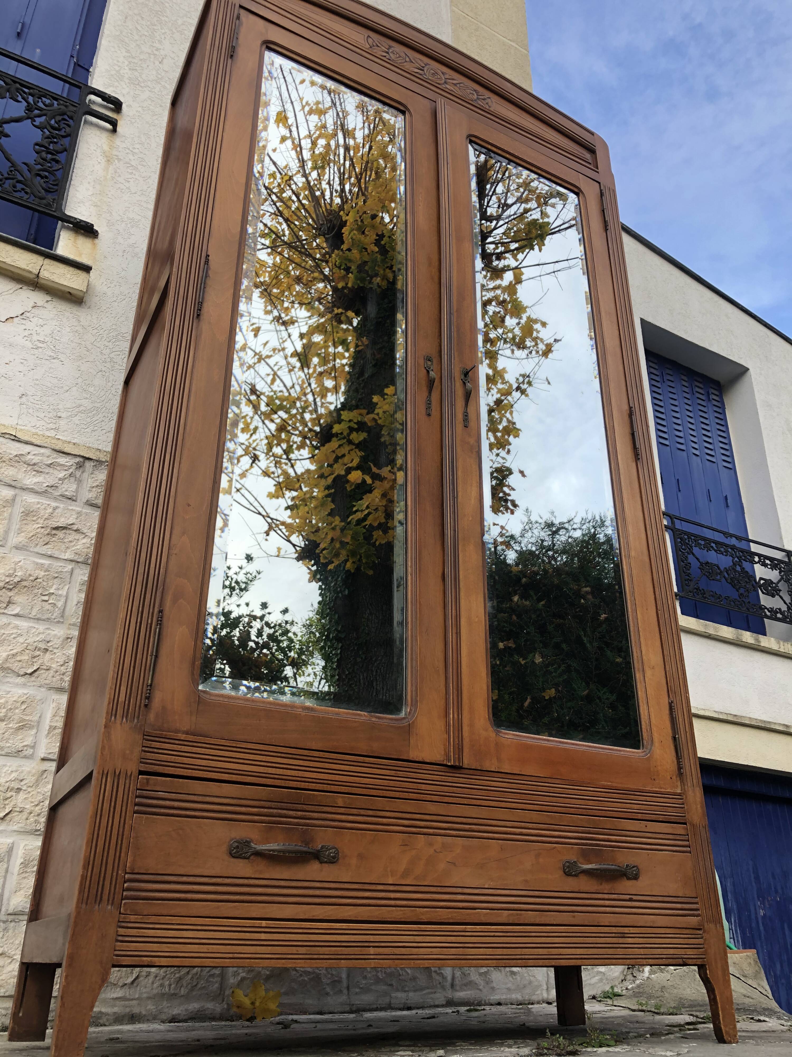 Parisian hotel wardrobe