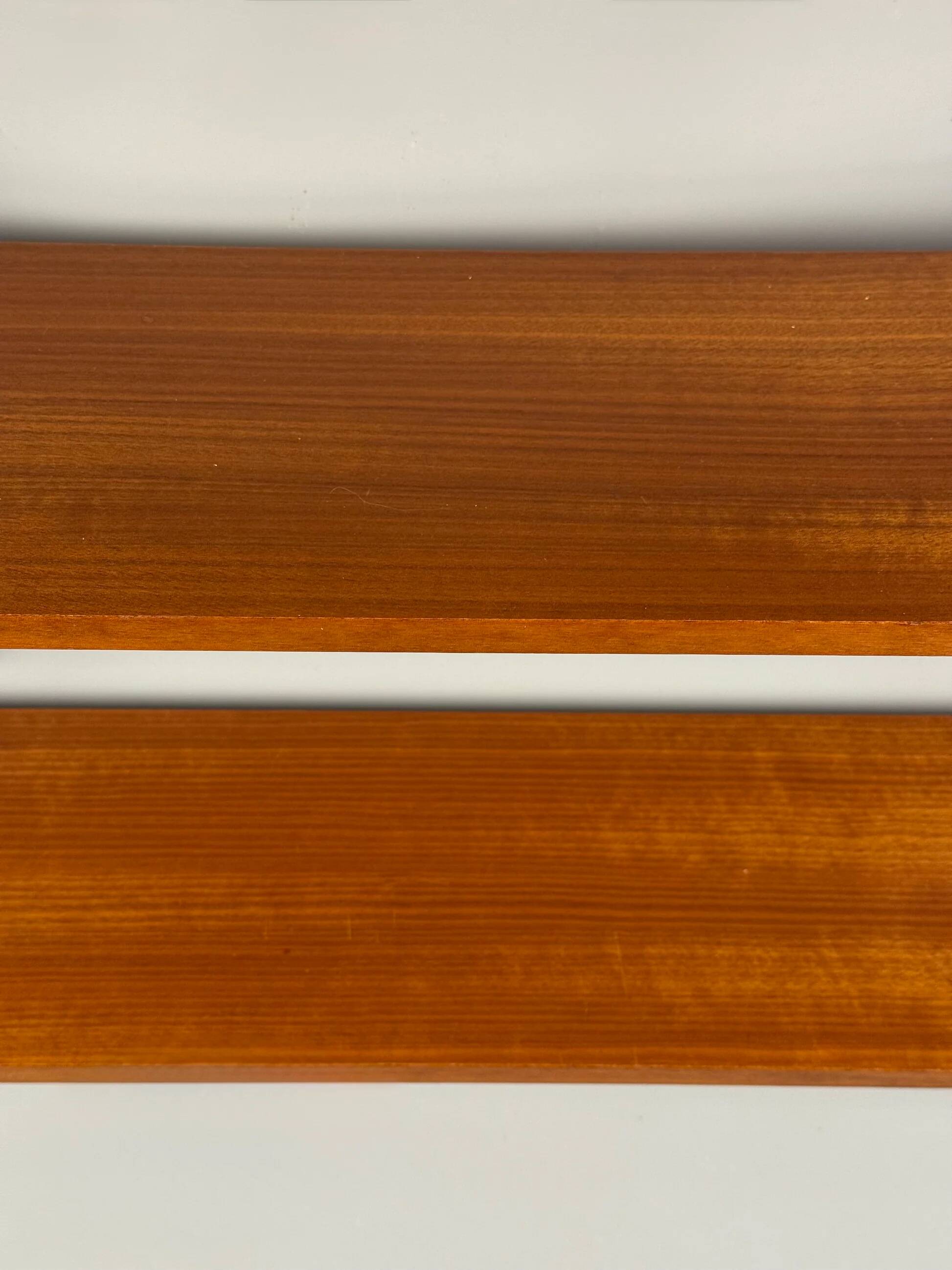 Étagère murale vintage avec trois étagères en placage de teck