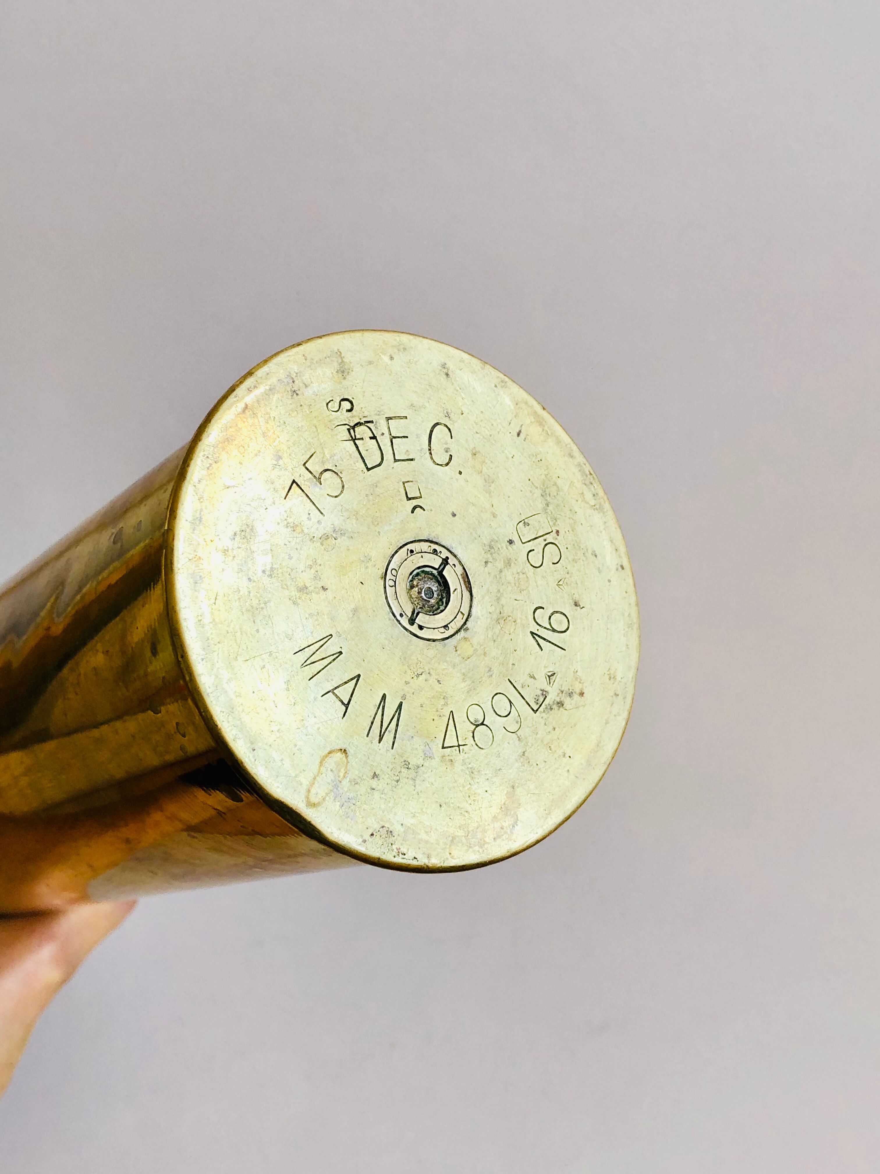 Old brass shell vase numbered H35cm