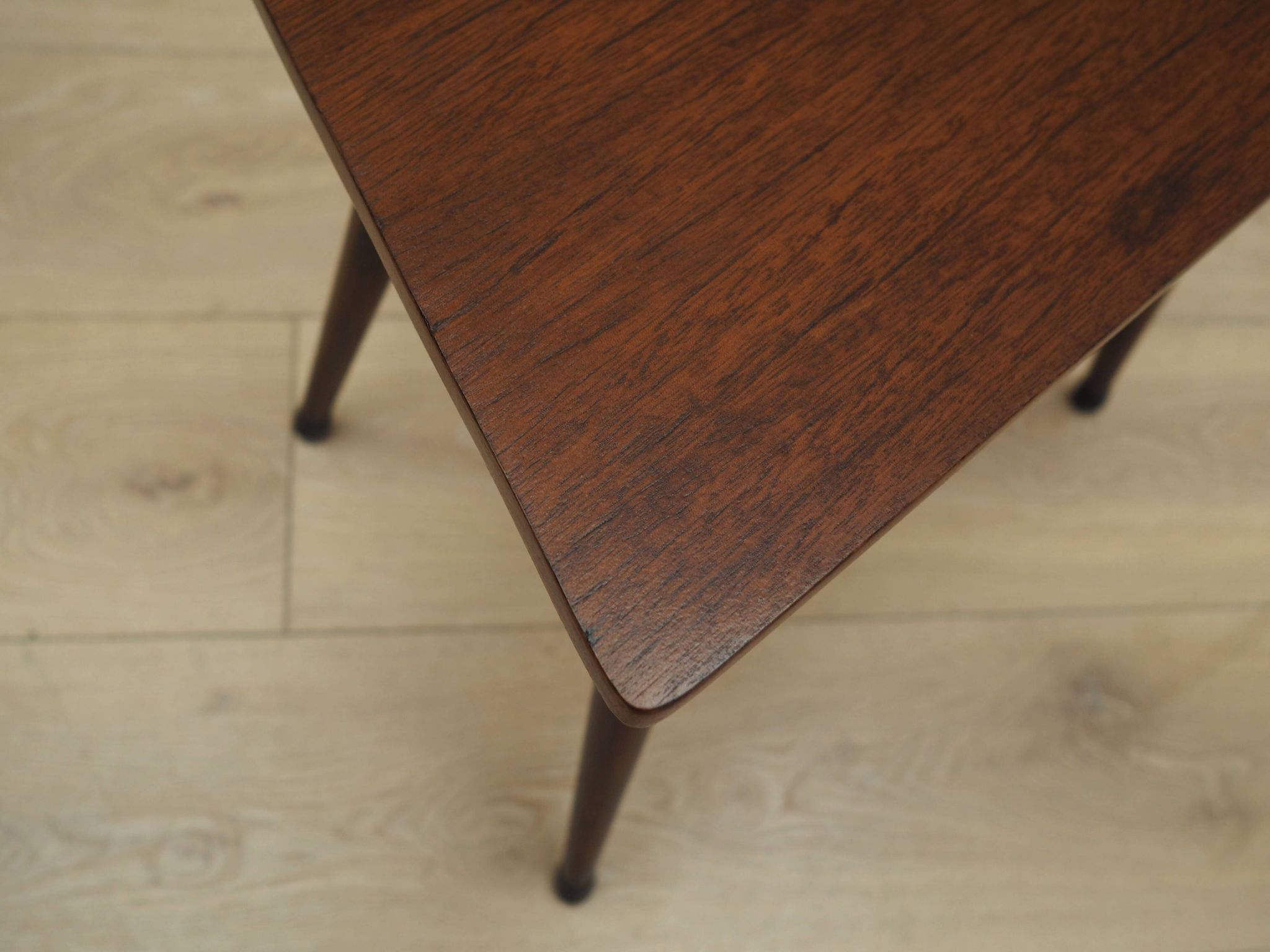Tabouret en teck, design danois, années 1970, production : Danemark