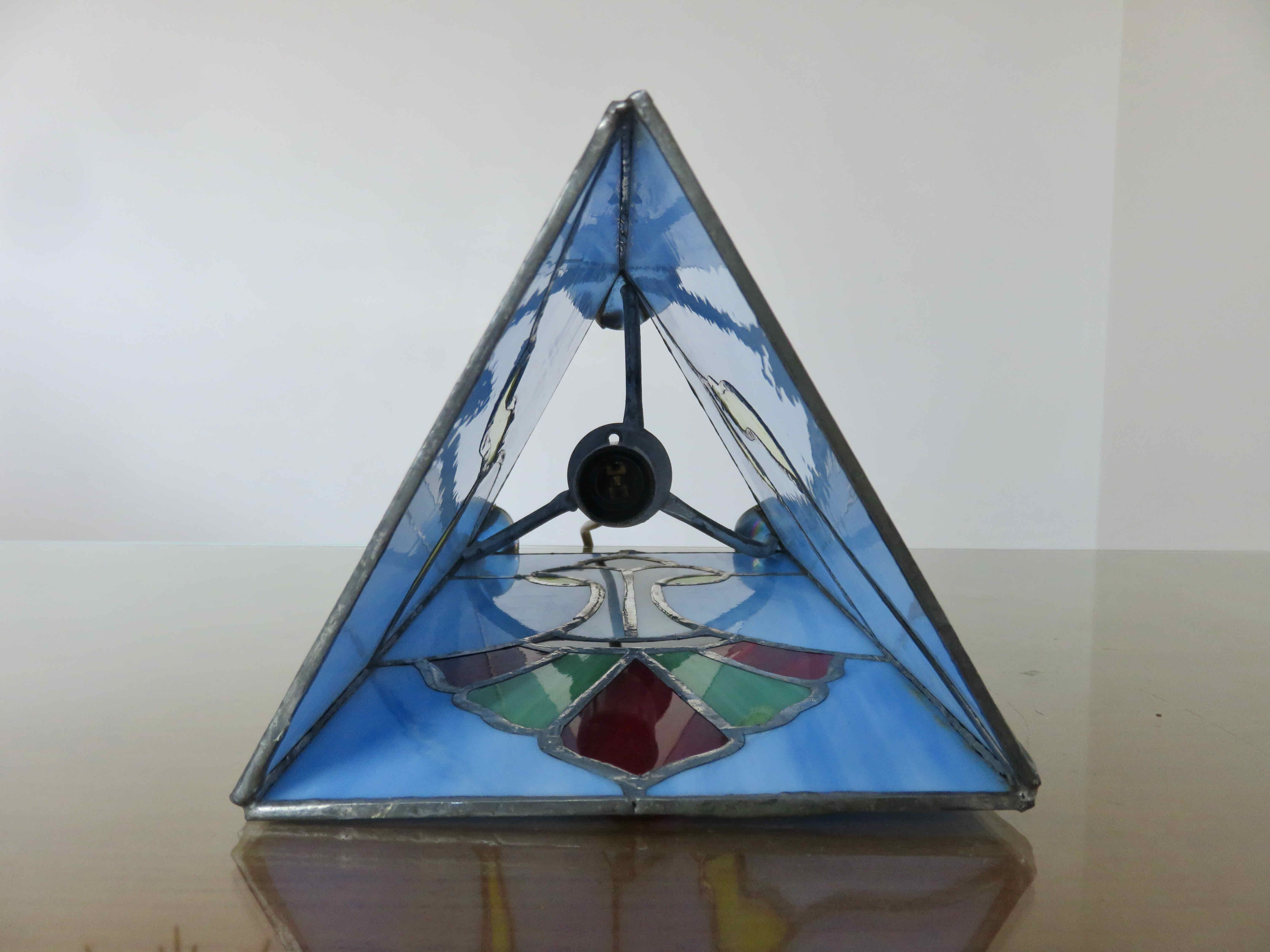 Art deco lamp in glass paste