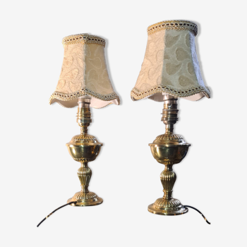 Pair of brass bedside lamp, with pretty velvet lampshade 31x14