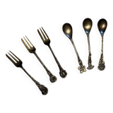 Set of 3 small spoons and 3 “flower” forks