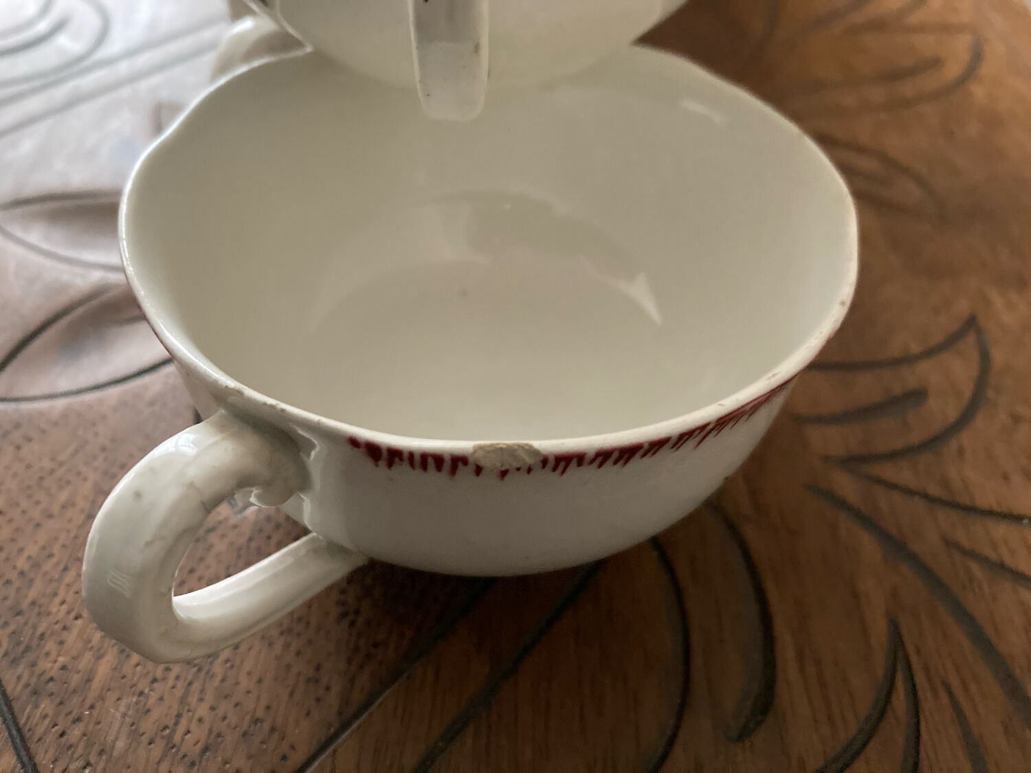 Sugar lot, cups, saucers Digoin