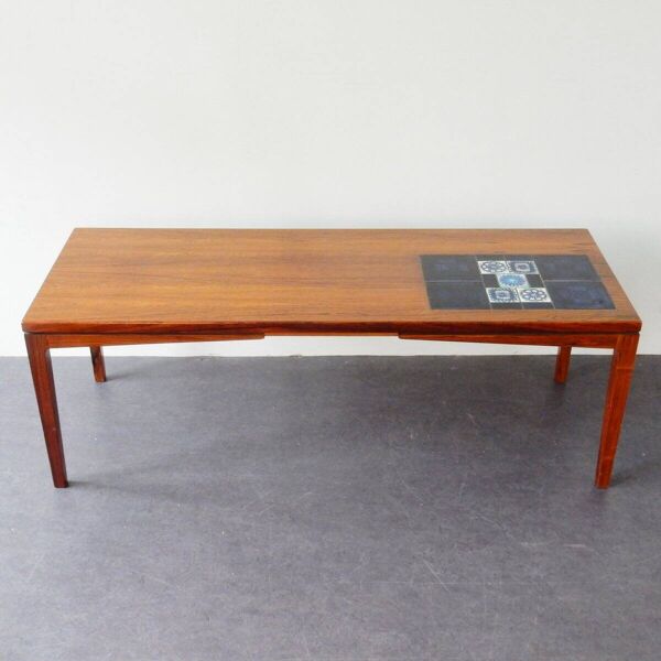 Table basse du milieu du siècle avec carreaux