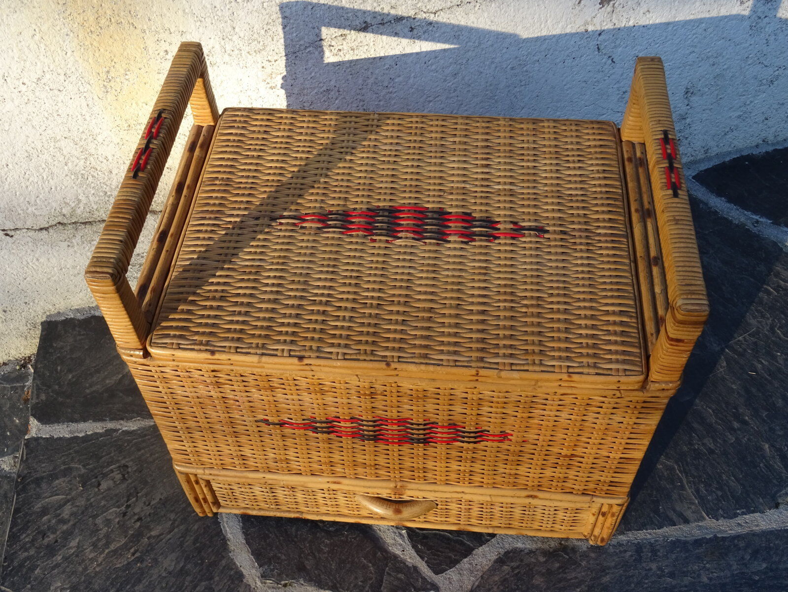 Bench chest rattan with drawer