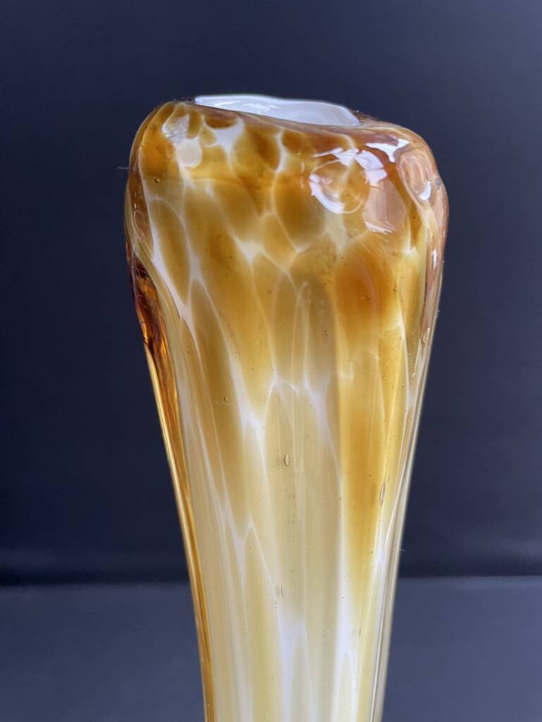 Italian art glassware - Large “Sommerso” soliflore vase from Murano