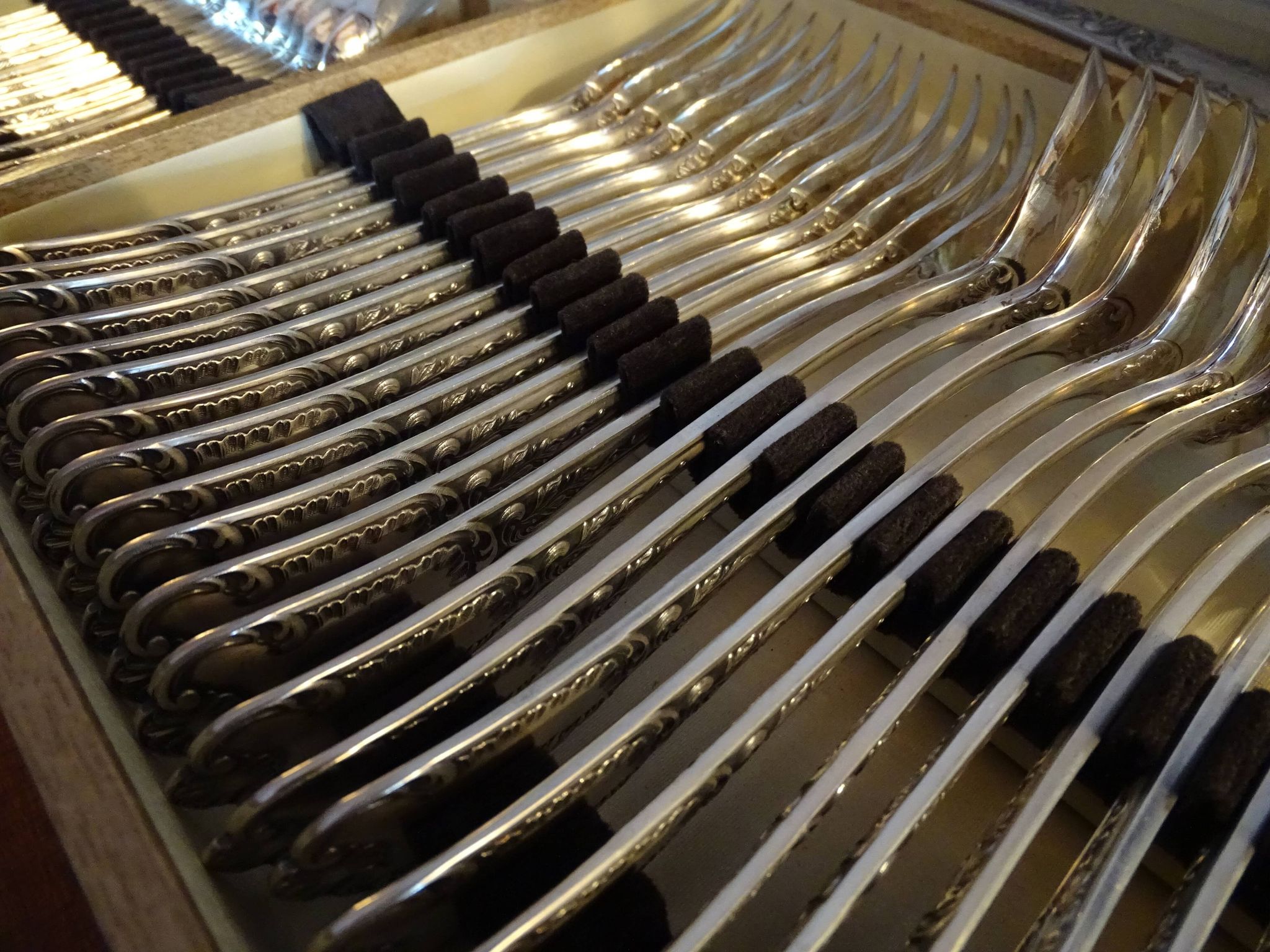 Cutlery set 37 pieces François Frionnet goldsmith for 12 people