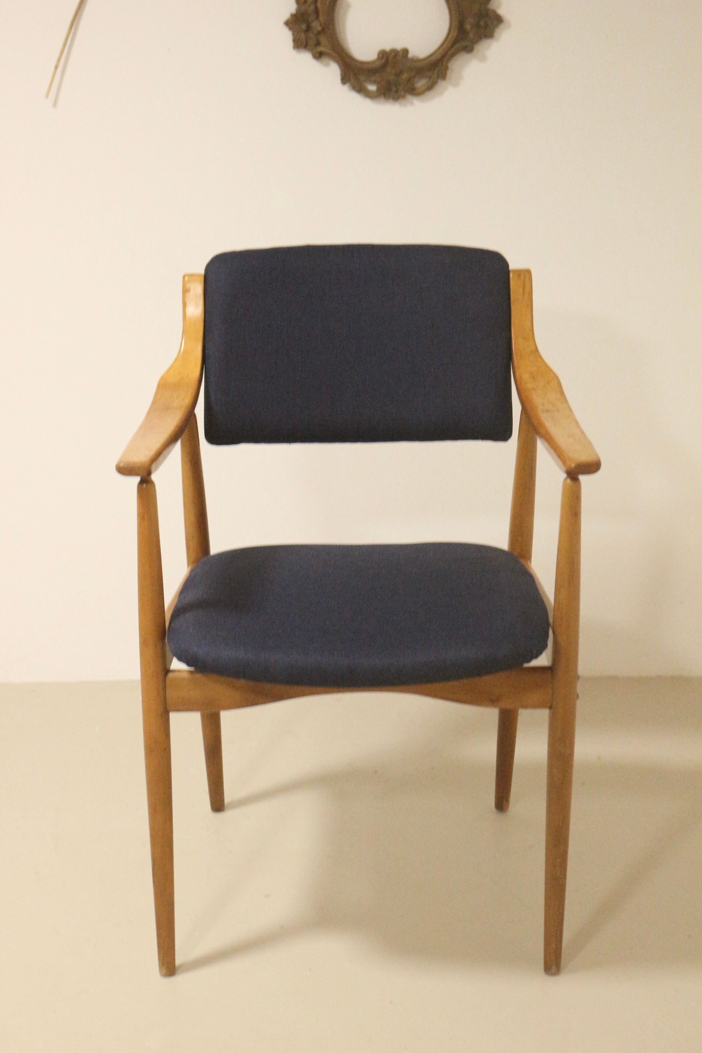 Scandinavian chair 1960 curved armrests