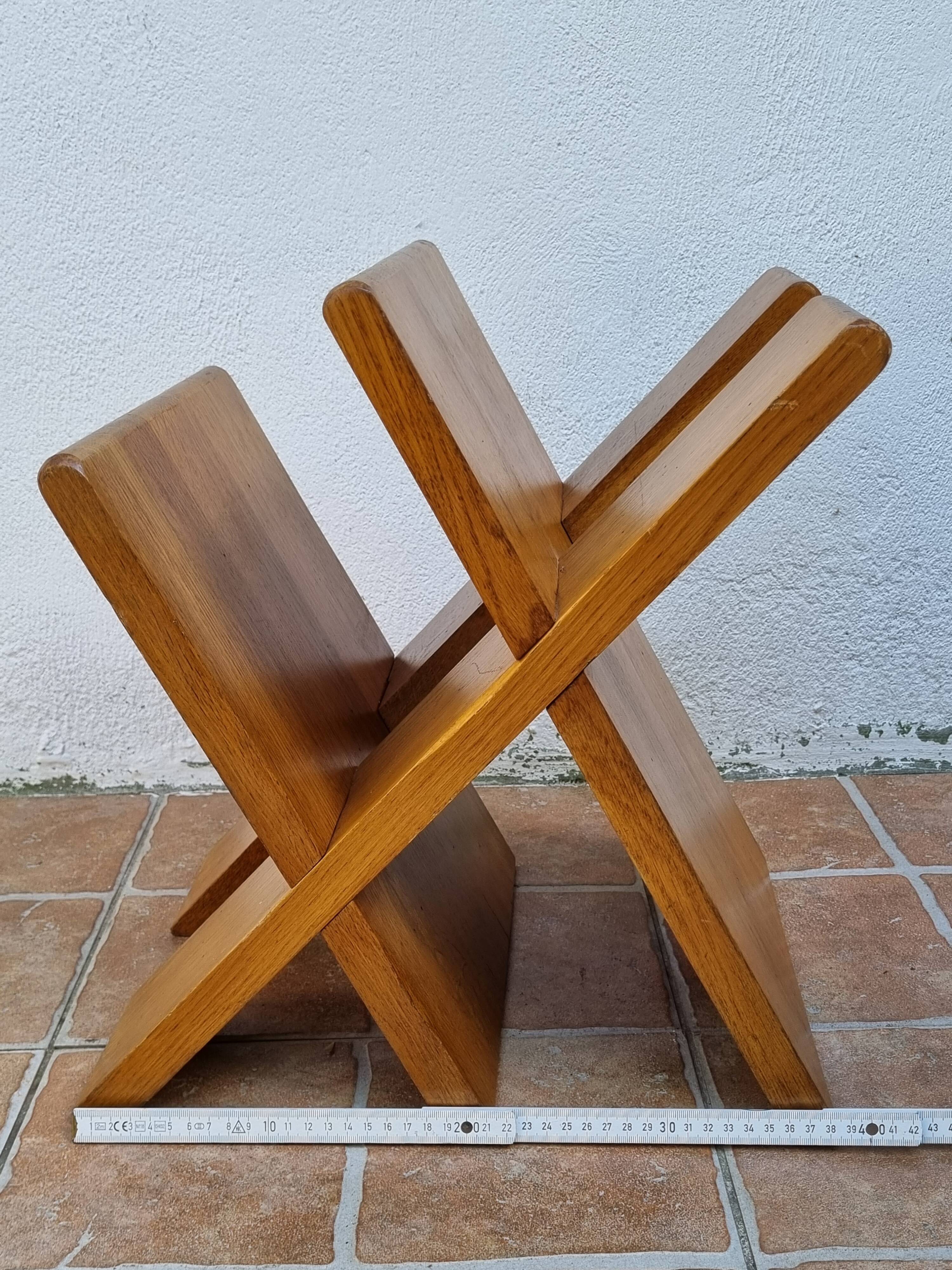 Porte-revues “Palabres” vintage en bois massif démontable, années 70, 40 cm