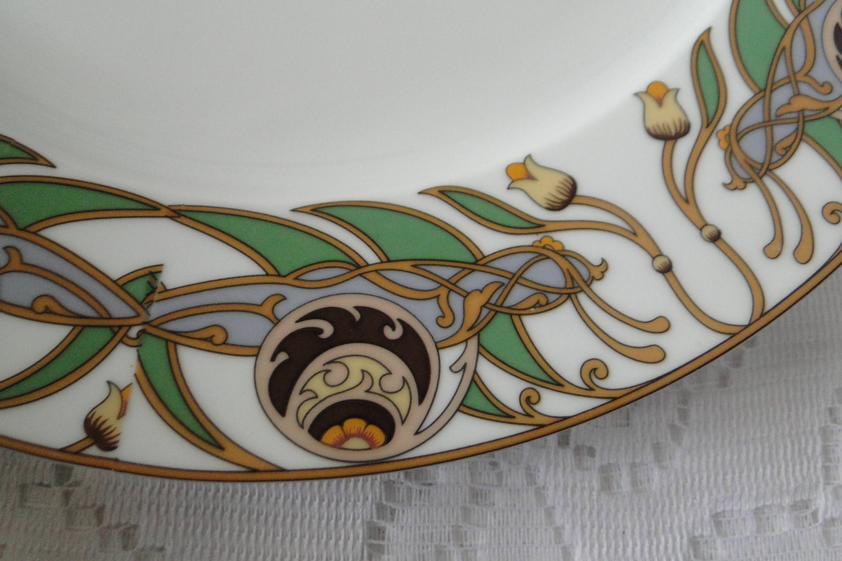 LARGE LIMOGES PORCELAIN SERVING DISH