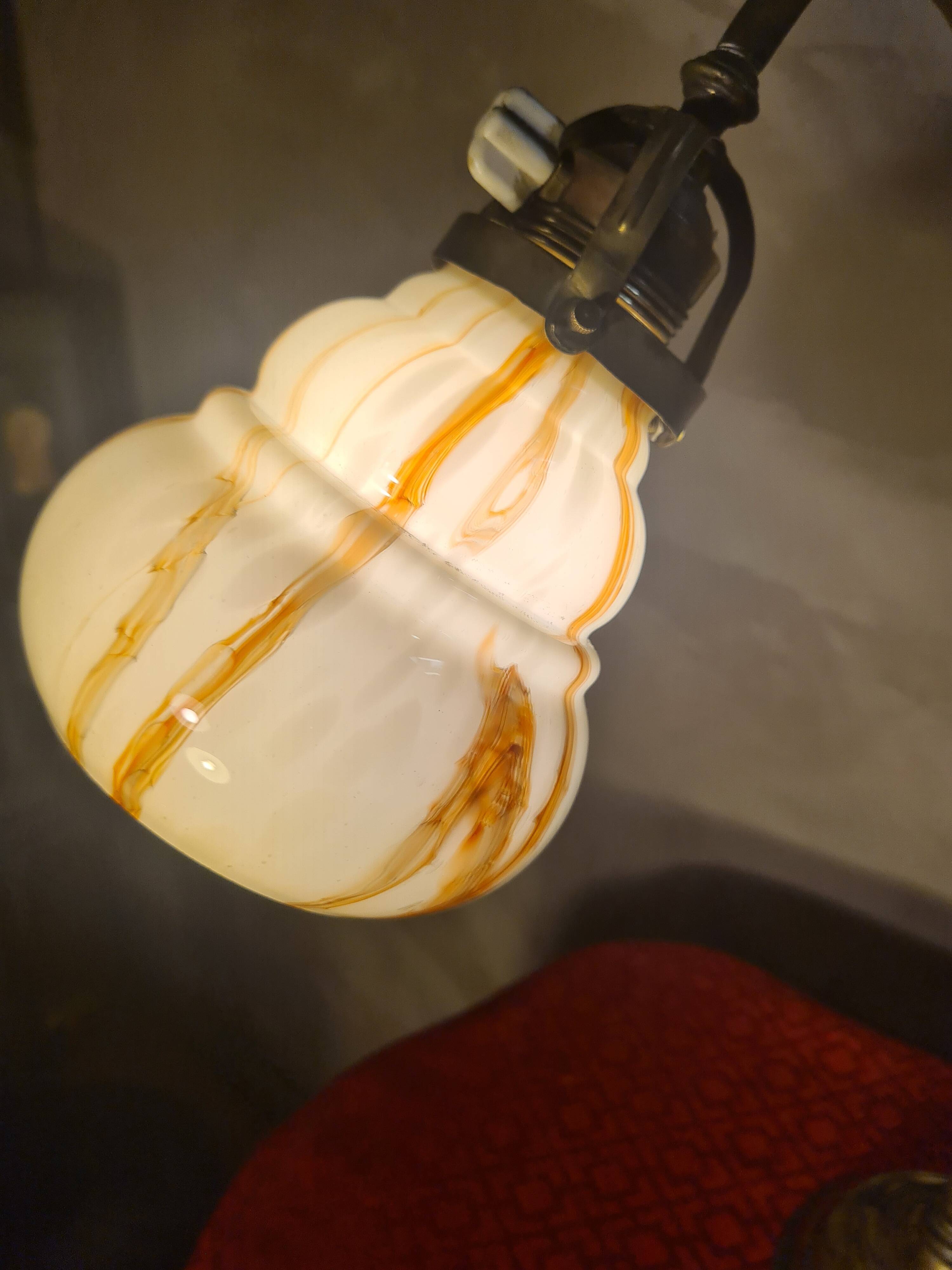 Lampe de bureau réglable ancienne en laiton et verre