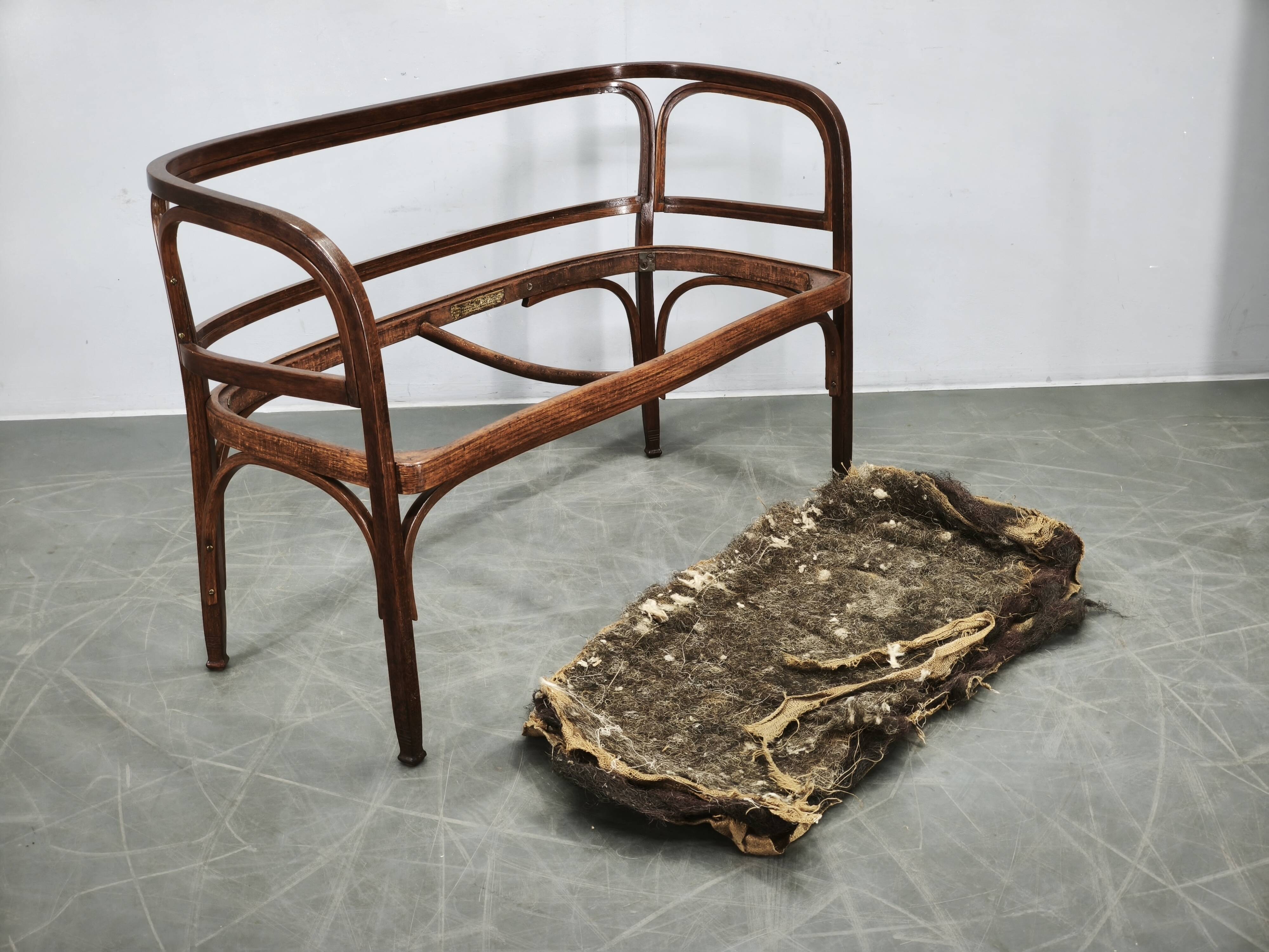 Gustav Siegel Model 715/C Settee for Jacob & Josef Kohn, circa 1901