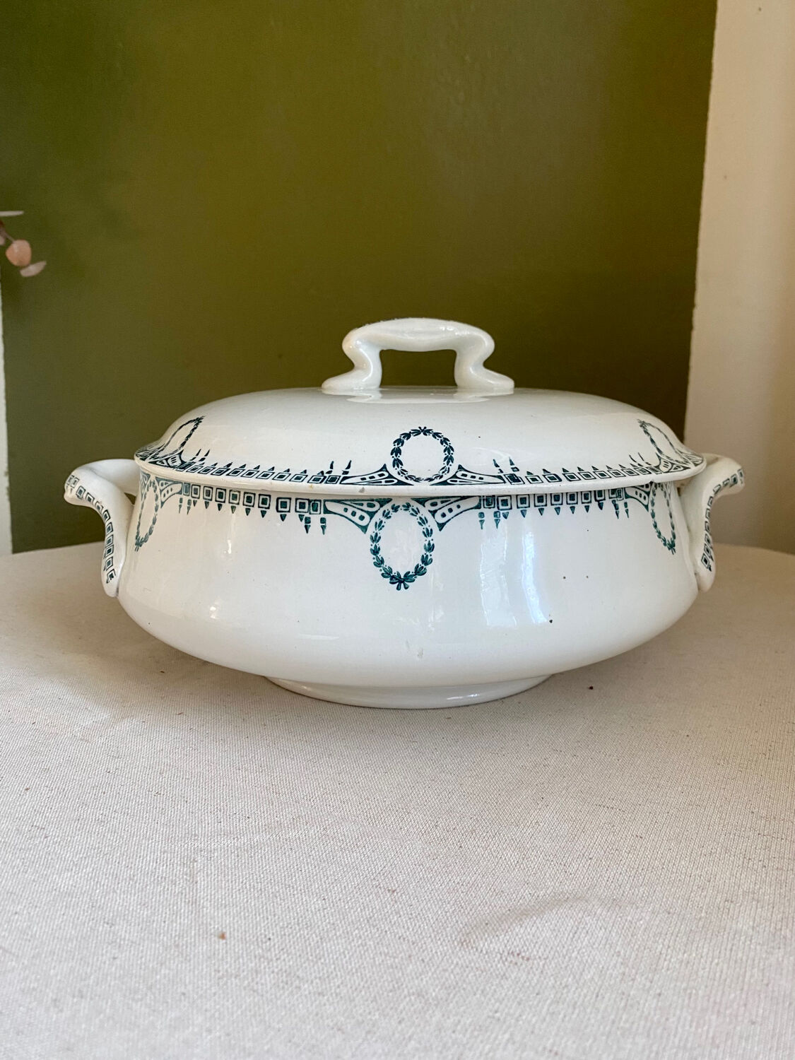 Tureen stamped new ceramic factories of North Saint Amand