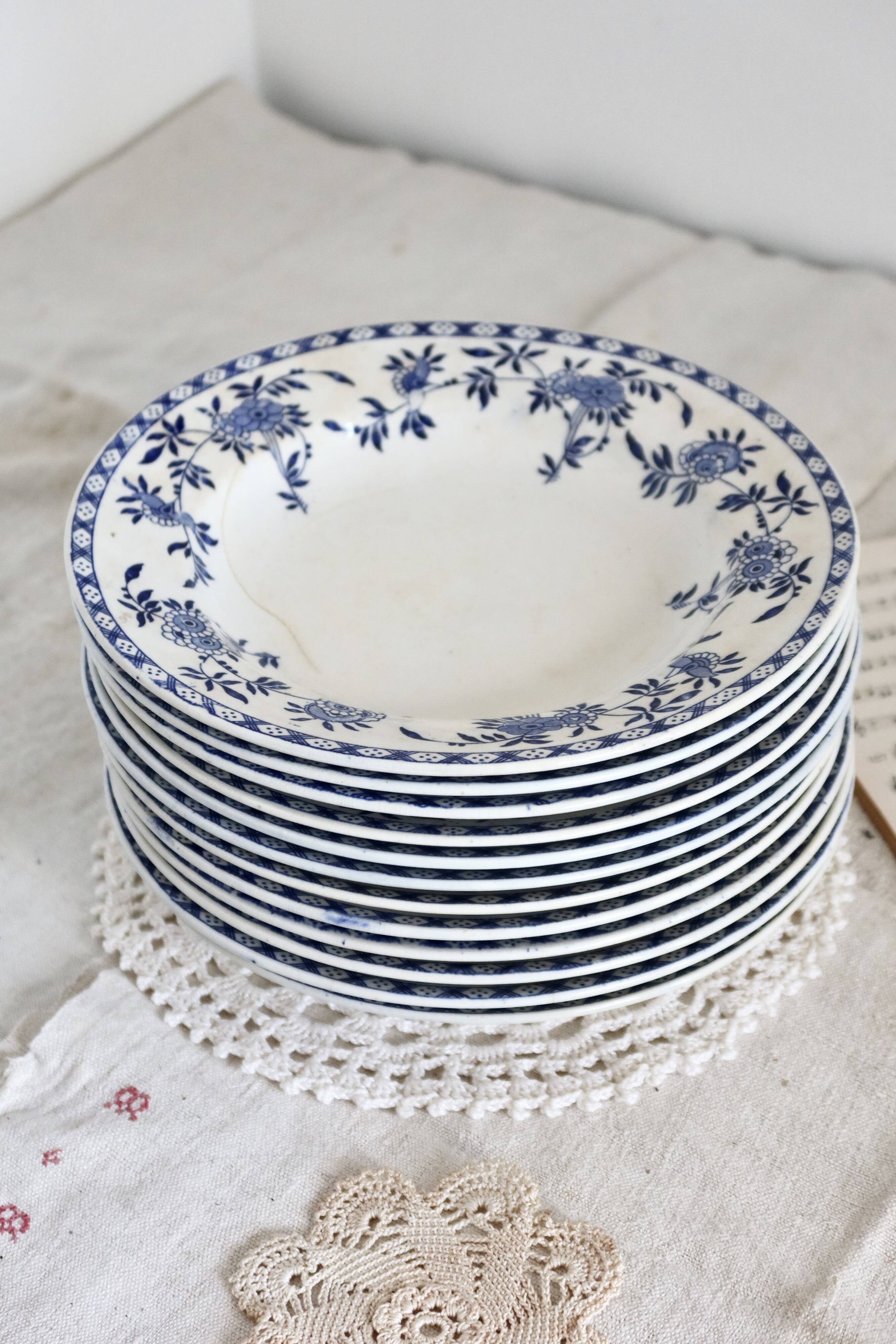 6 antique soup plates - Rare Dresden porcelain