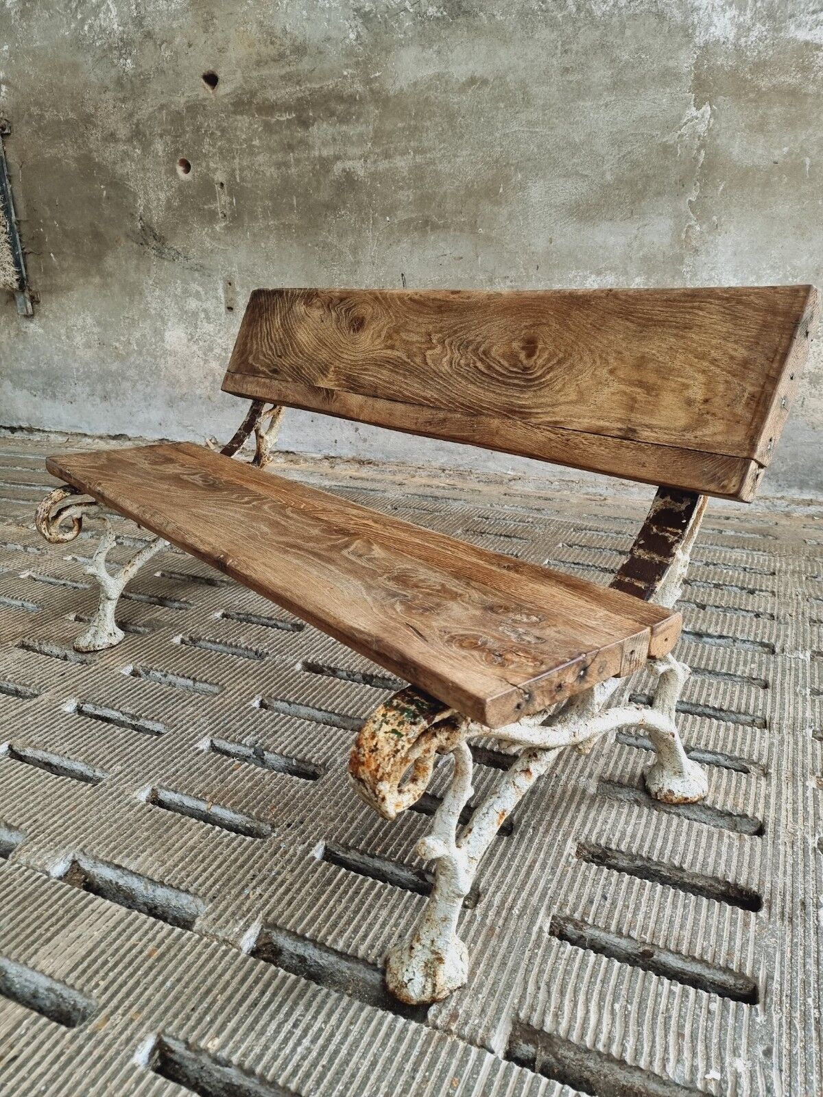 Antique garden bench oak on cast iron legs 125 cm