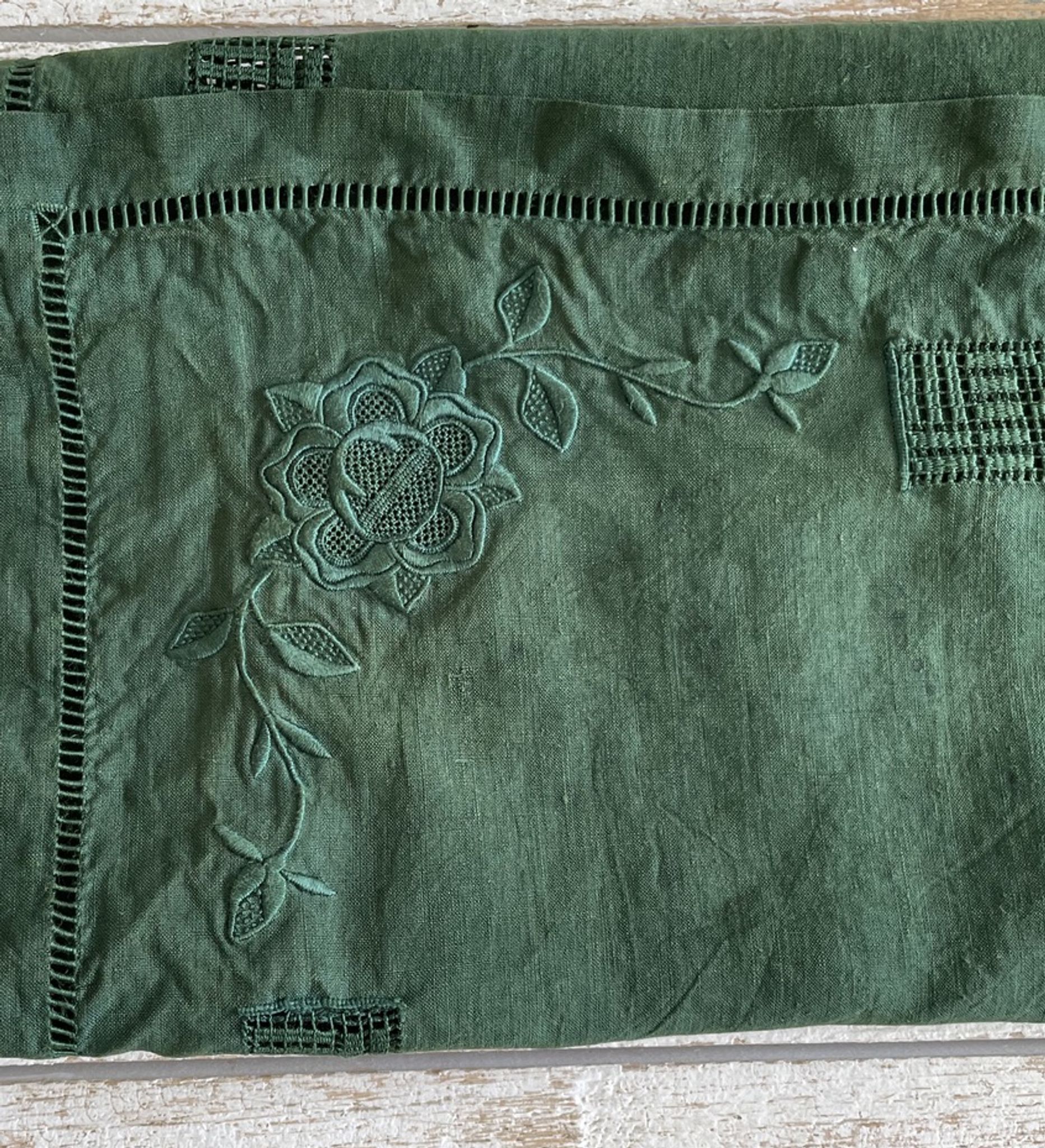Set of 8 monogrammed fir green towels EH - 65x61cm - linen
