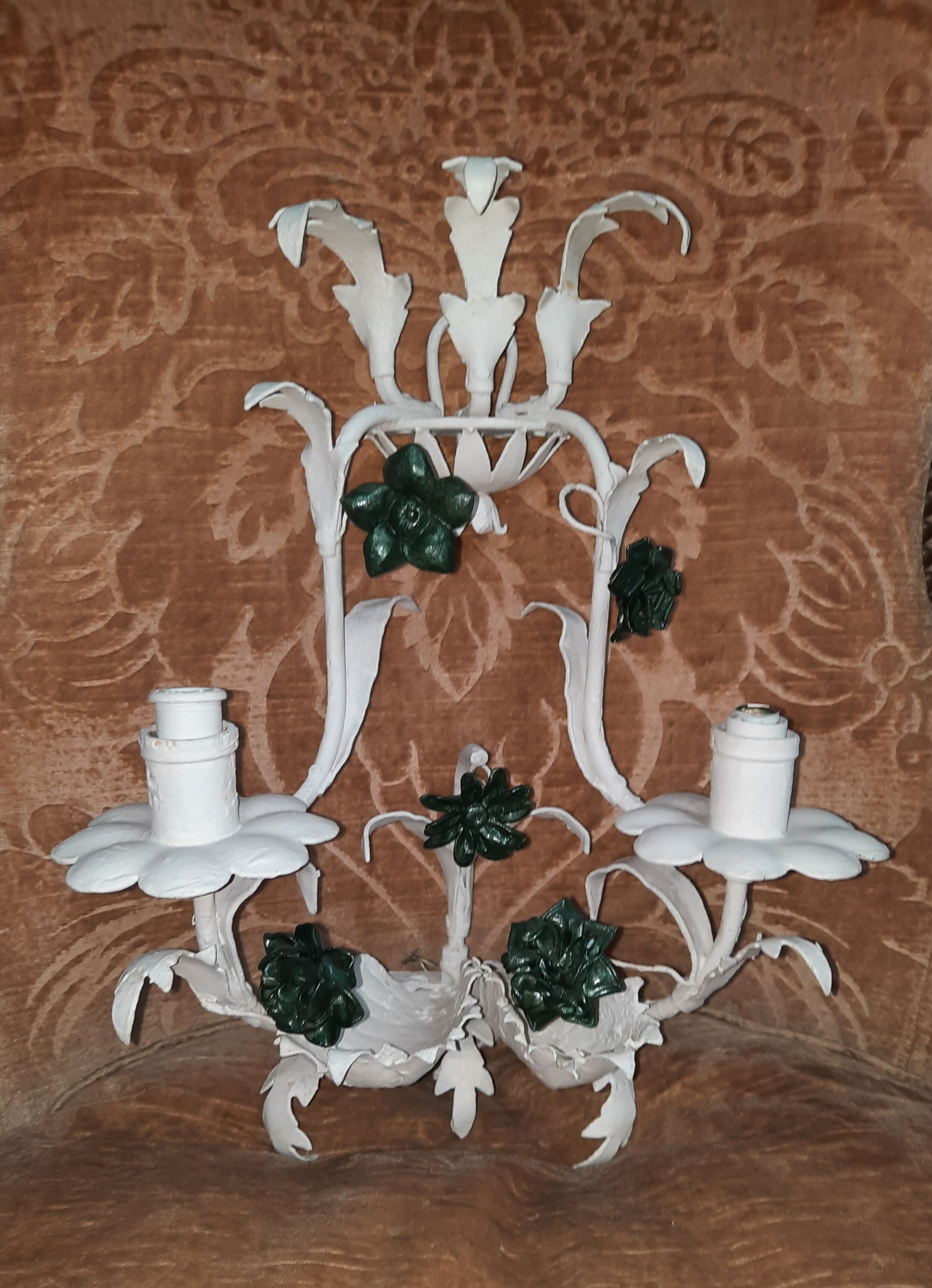 Pair of wall lamps in tole