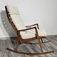 Chaise à bascule du milieu du siècle