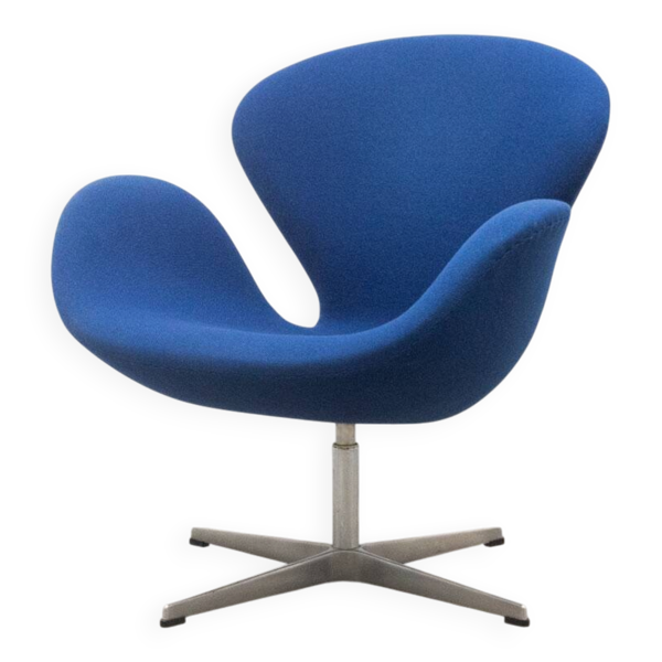 Fauteuil Swan en tissu bleu par Arne Jacobsen pour Fritz Hansen