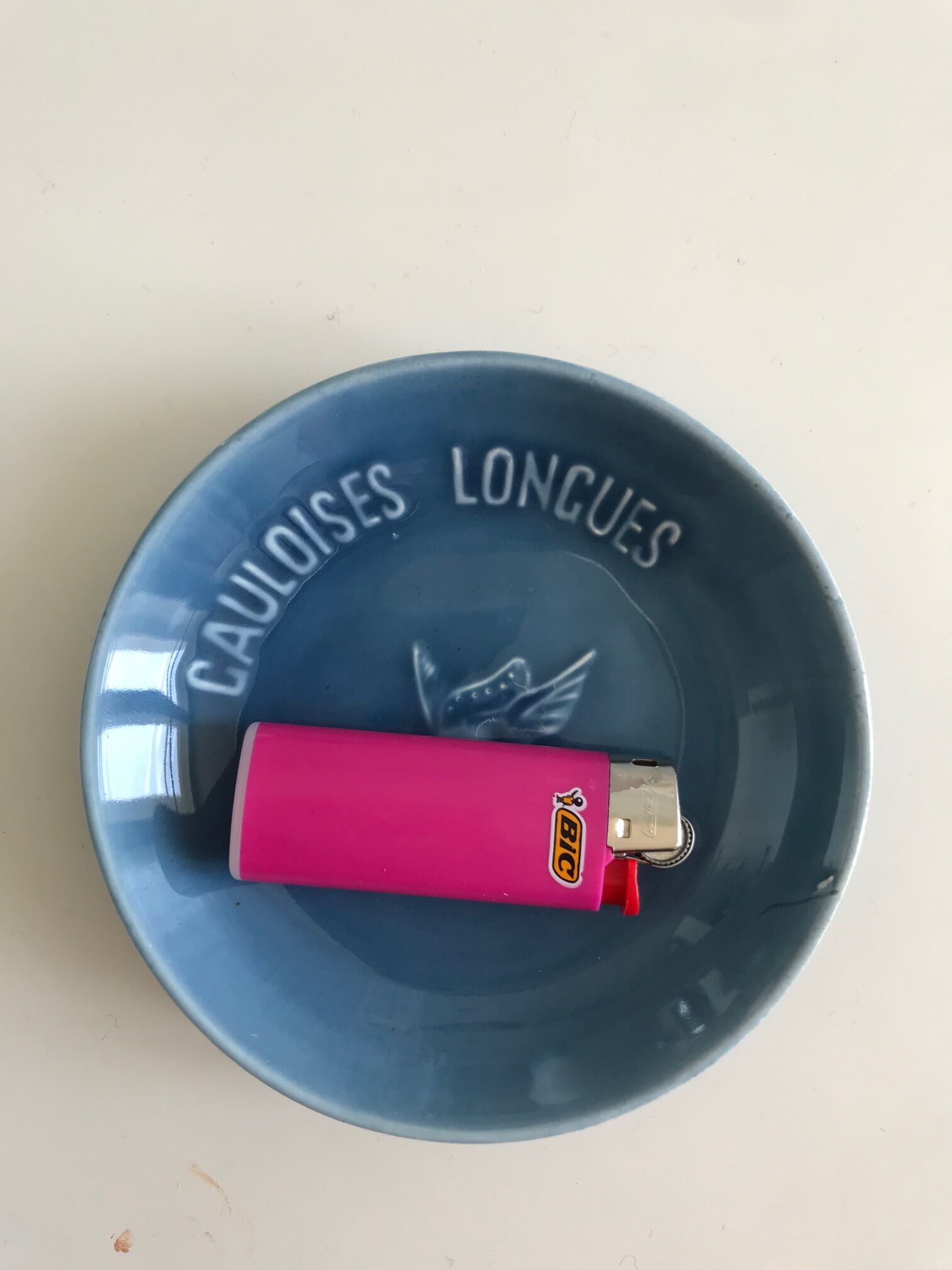 Gauloises empty-pocket ashtray