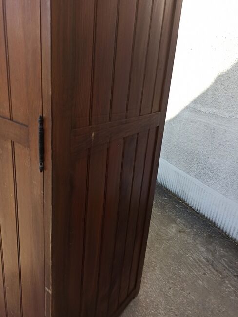 Parisian-style wardrobe