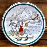 7 anciennes assiettes à dessert Creil et Montereau Terre de fer