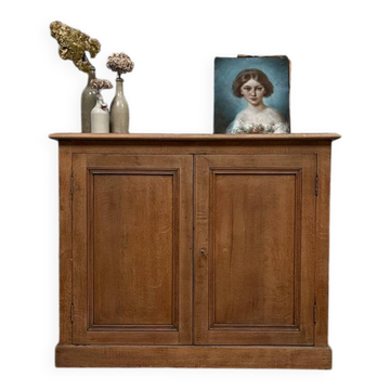 Rustic buffet (renovated)
