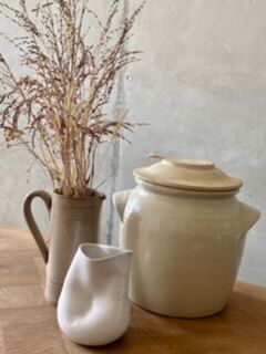 Sandstone pot