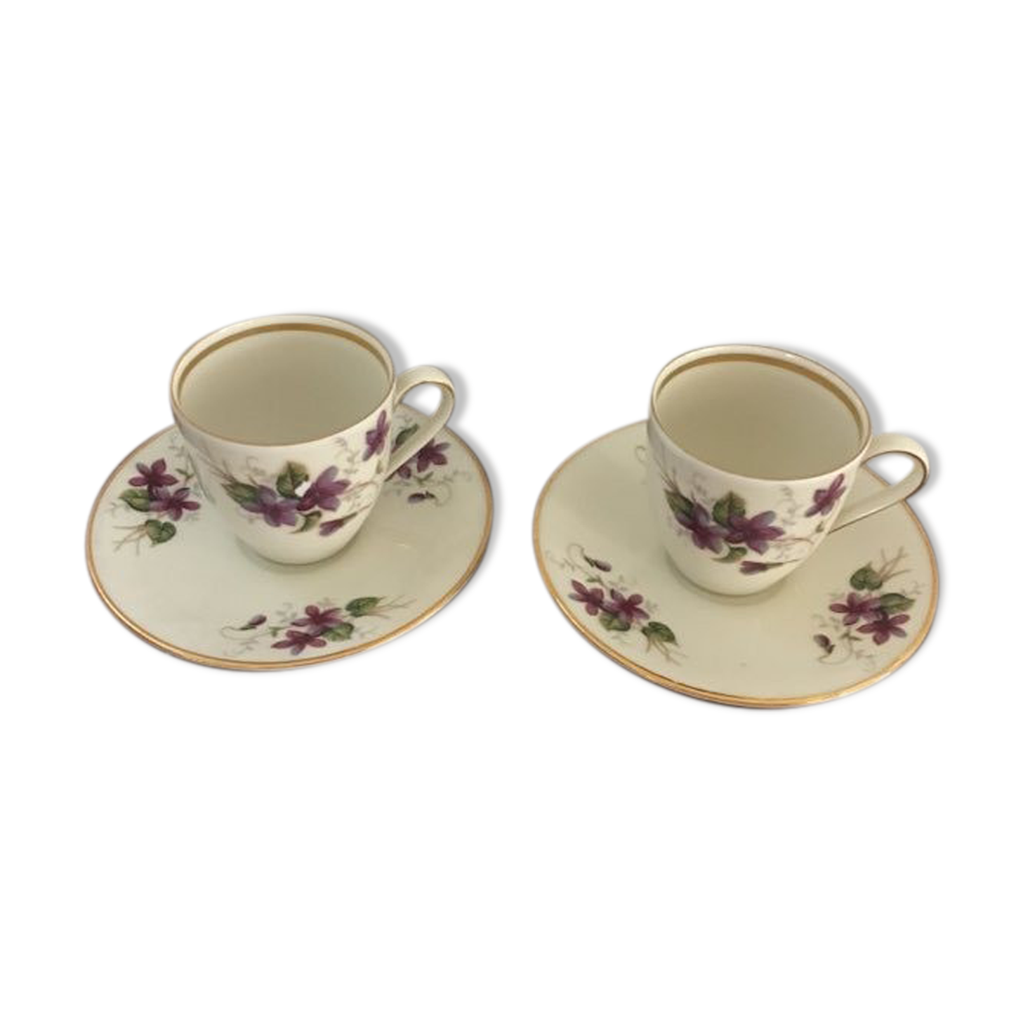 Two porcelain cups with violets
