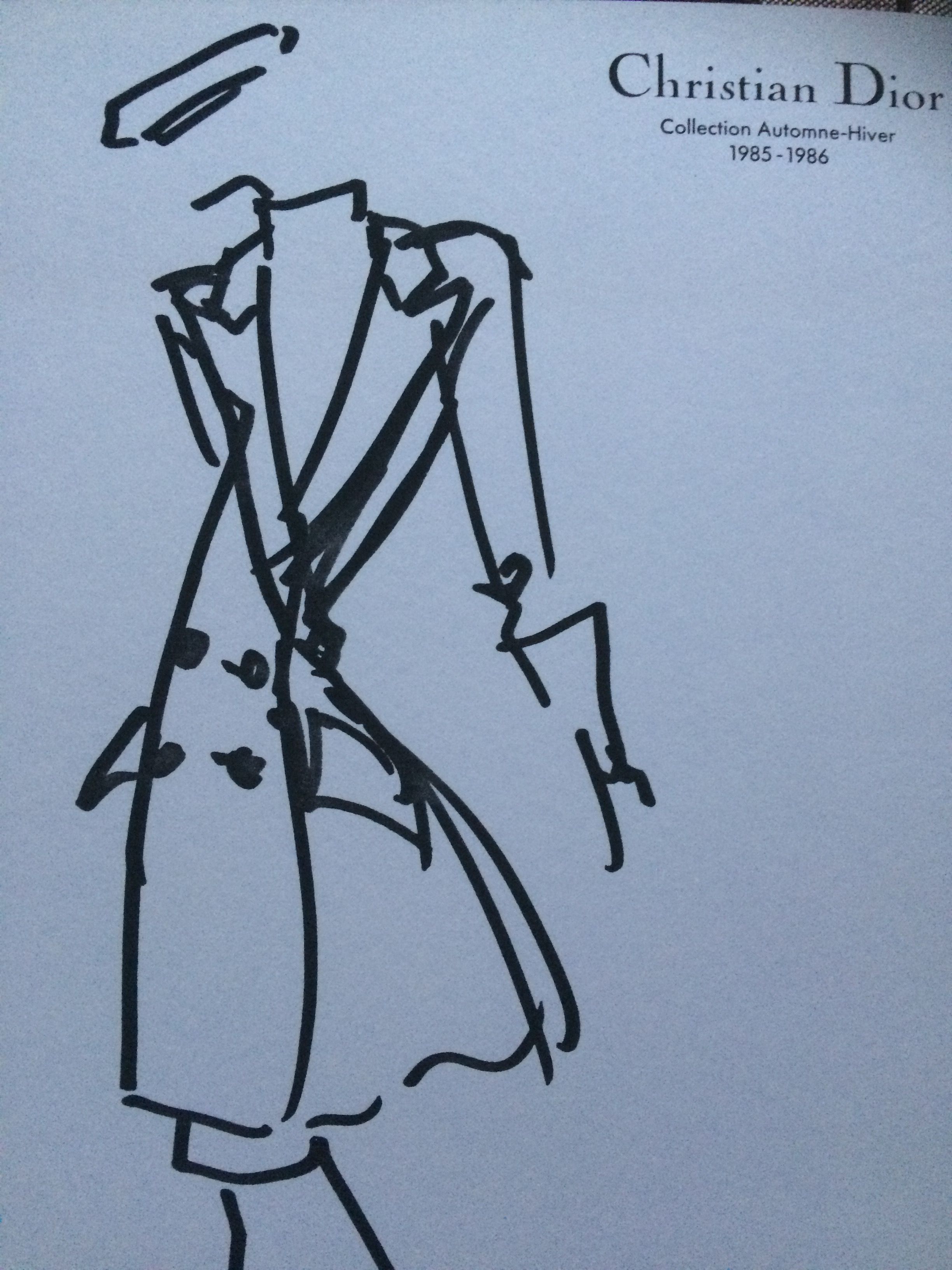 Christian Dior sketch mode accompanied by a photography