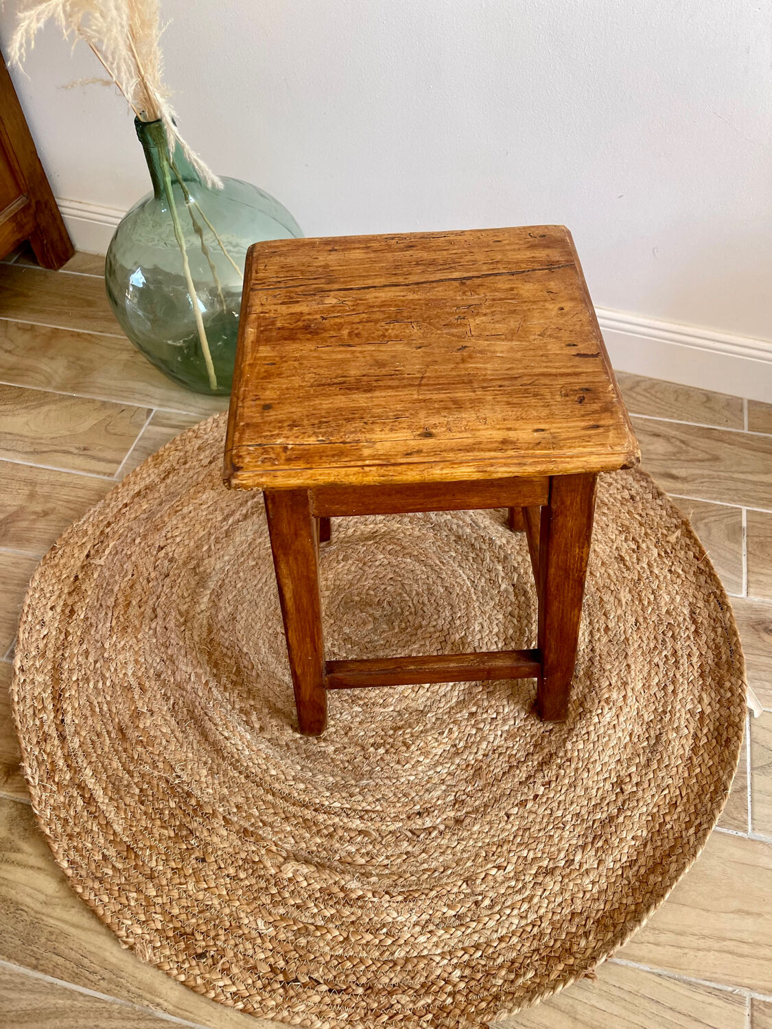 Workshop stool