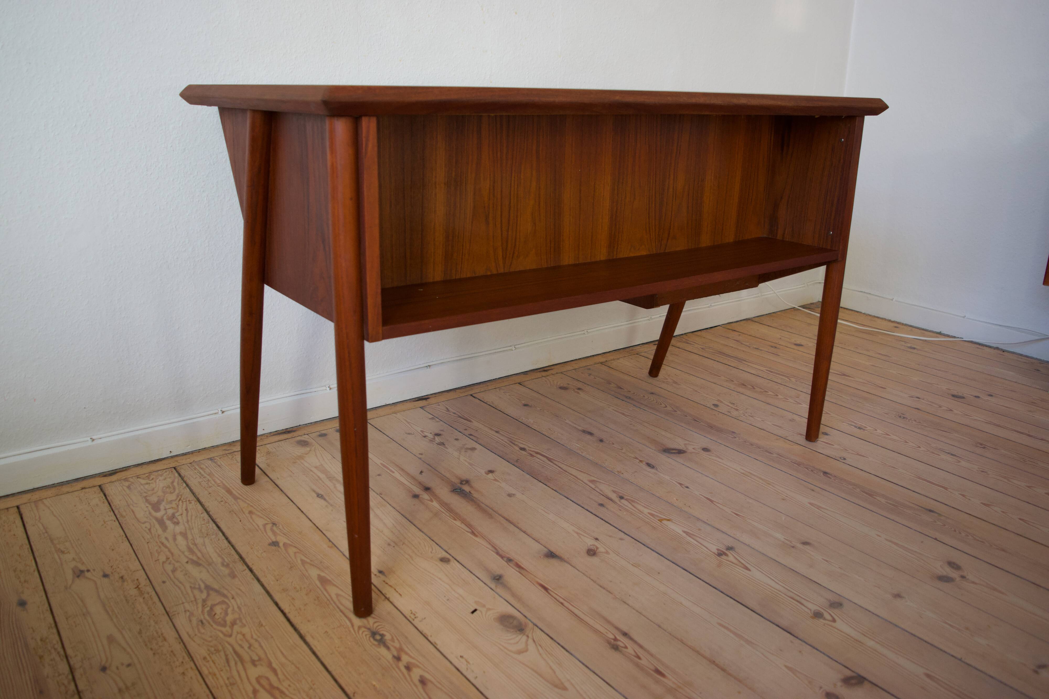 Danish Teak Floating Desk By Gunner Nielsen For Tibergaard, 1960s