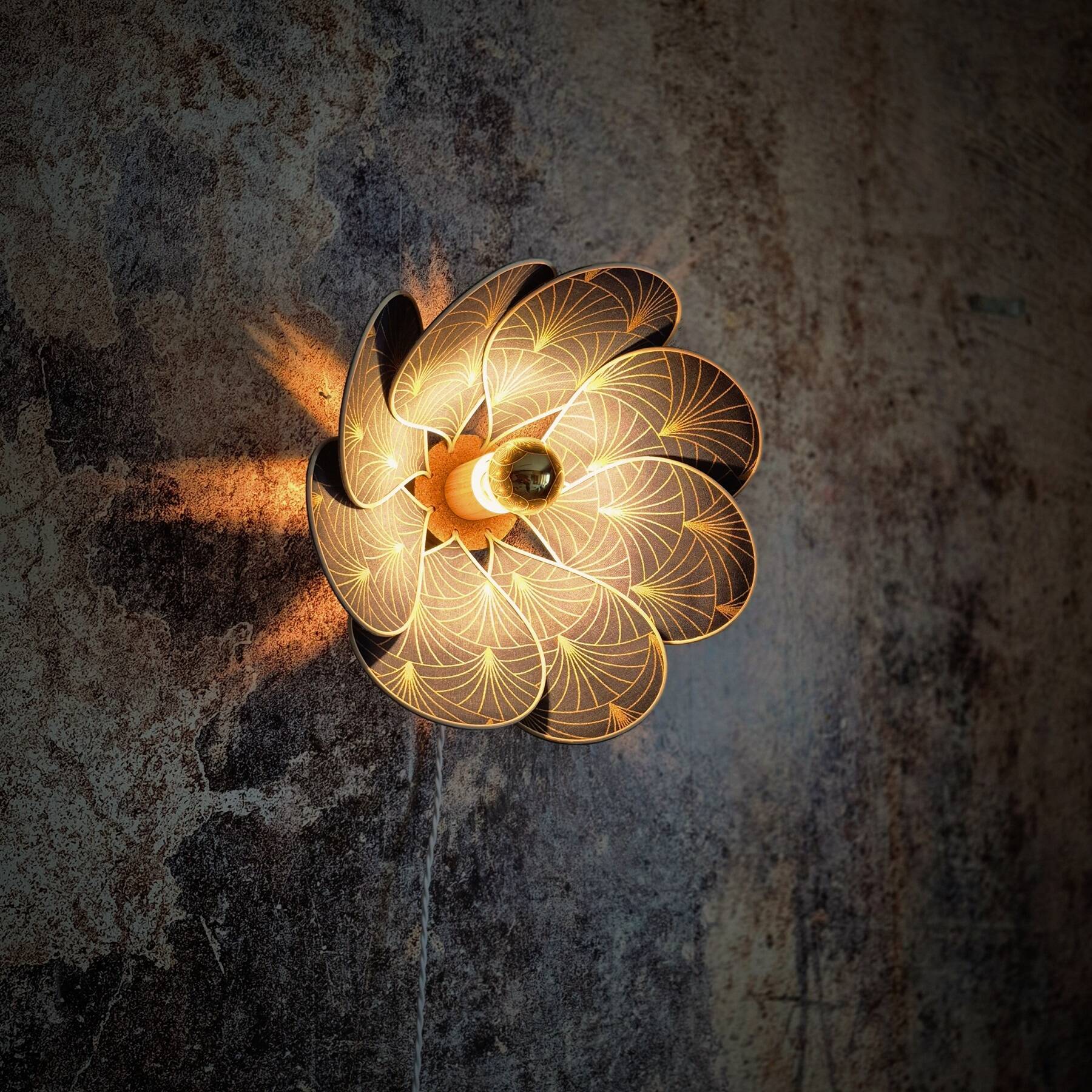 Flower wall sconce, 8 petals in rattan and art deco fabric