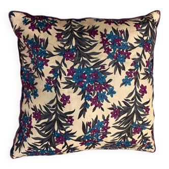 Coussin / motif floral /100% soie /50x50cm