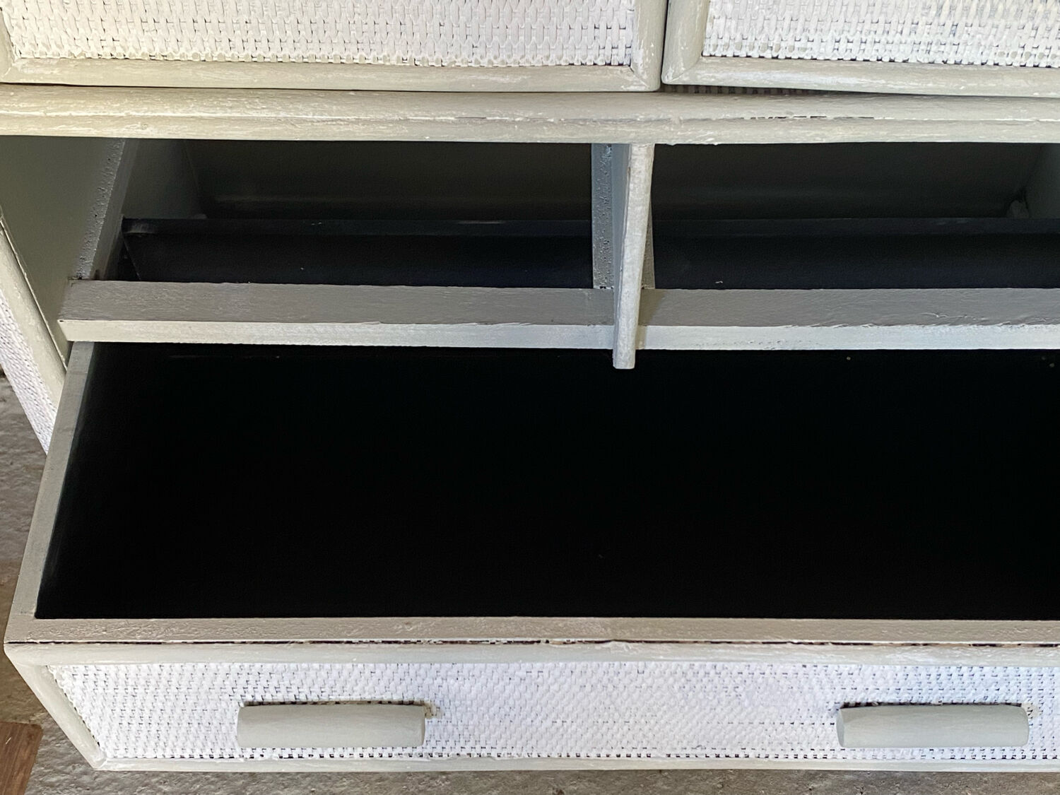 Rattan chest of drawers