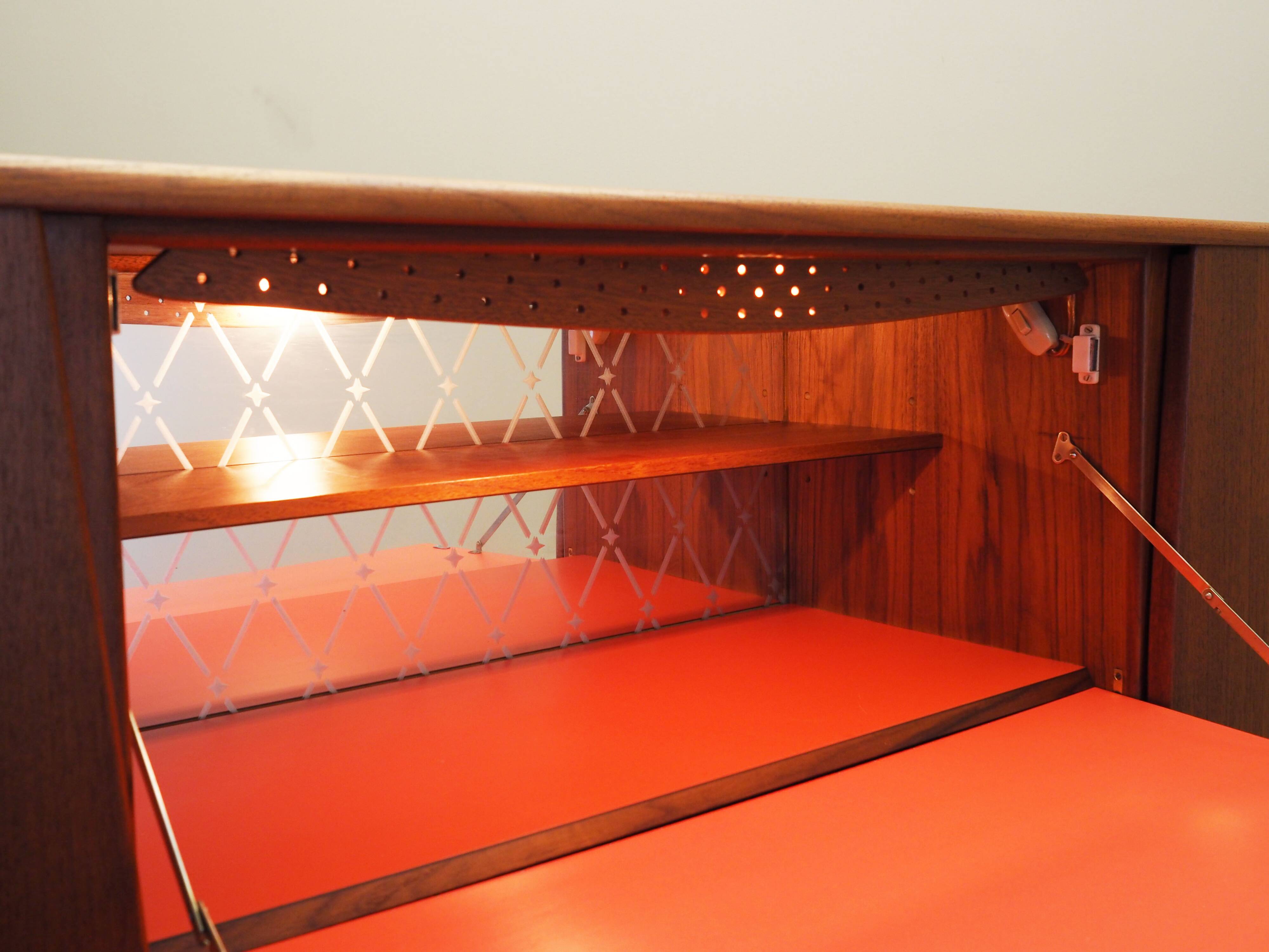 High teak sideboard, Danish design, 1970s, production: Denmark