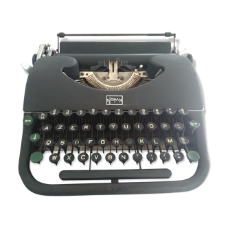 Machine à écrire JAPY