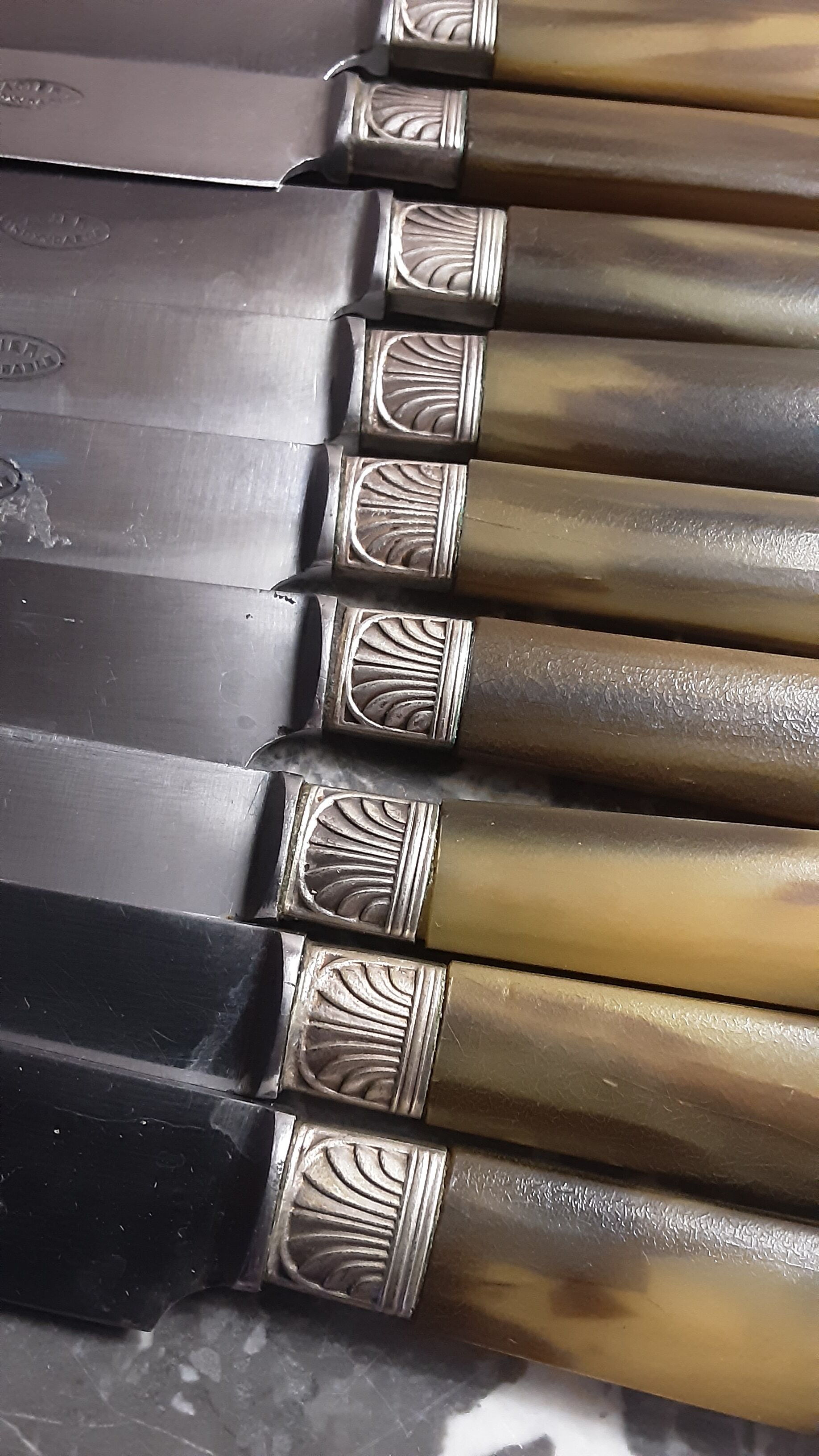 Lot 11 knives - vintage