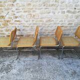 Quatre chaises cesca B32 par Marcel Breuer