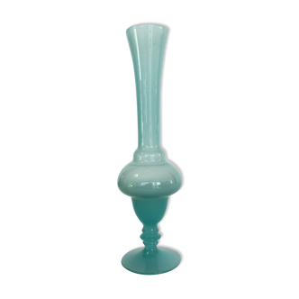 Vase soliflore en opaline bleu
