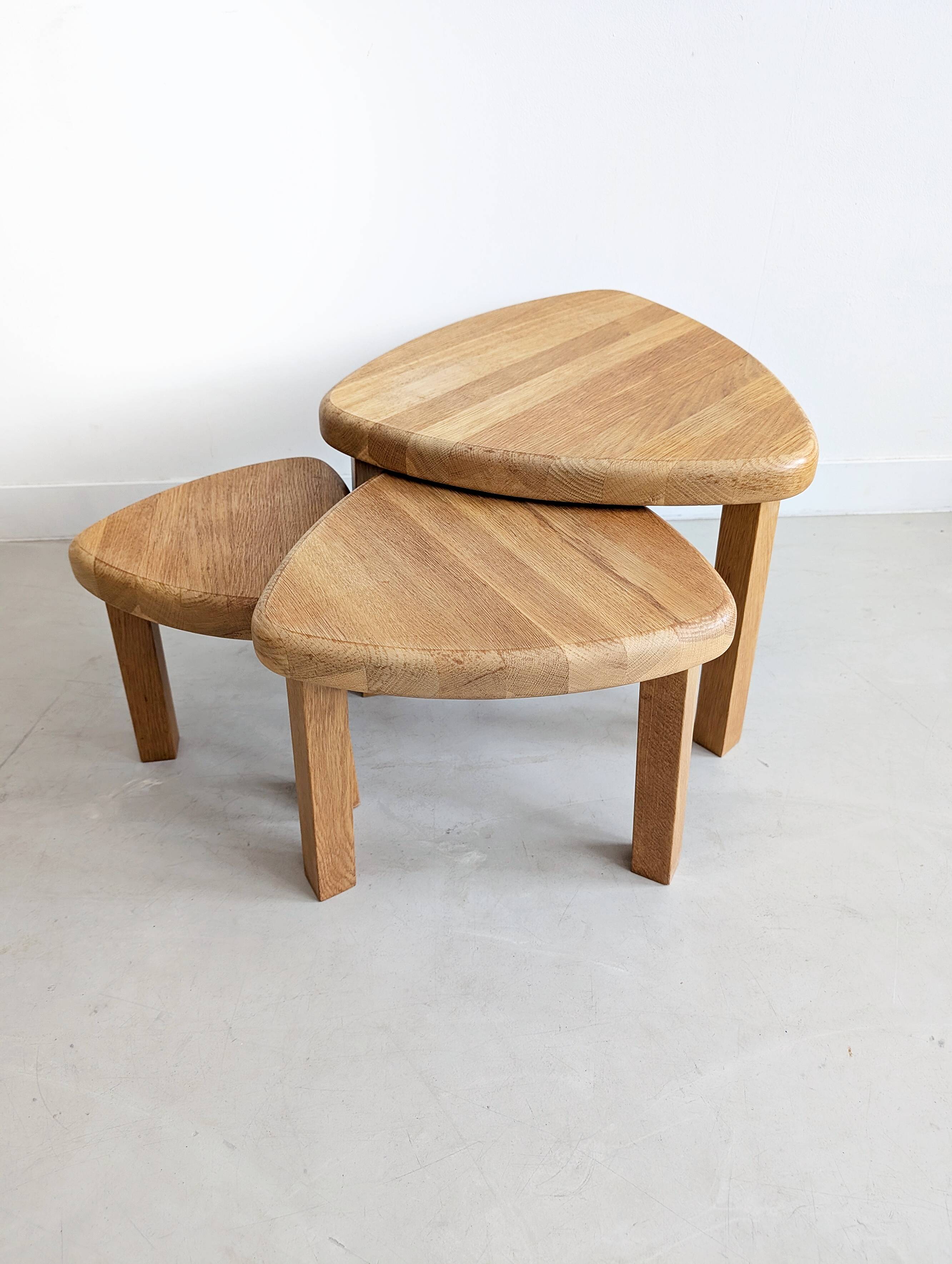 Set of 3 Oak Wood Nesting tables 1970s