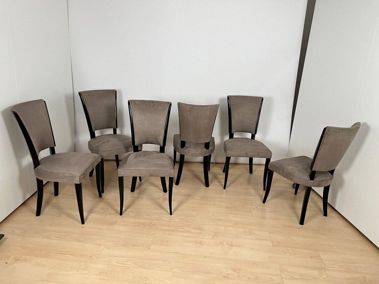 Art Deco Chairs in Black Lacquer & Grey Alcantara, France, 1930s, Set of 6
