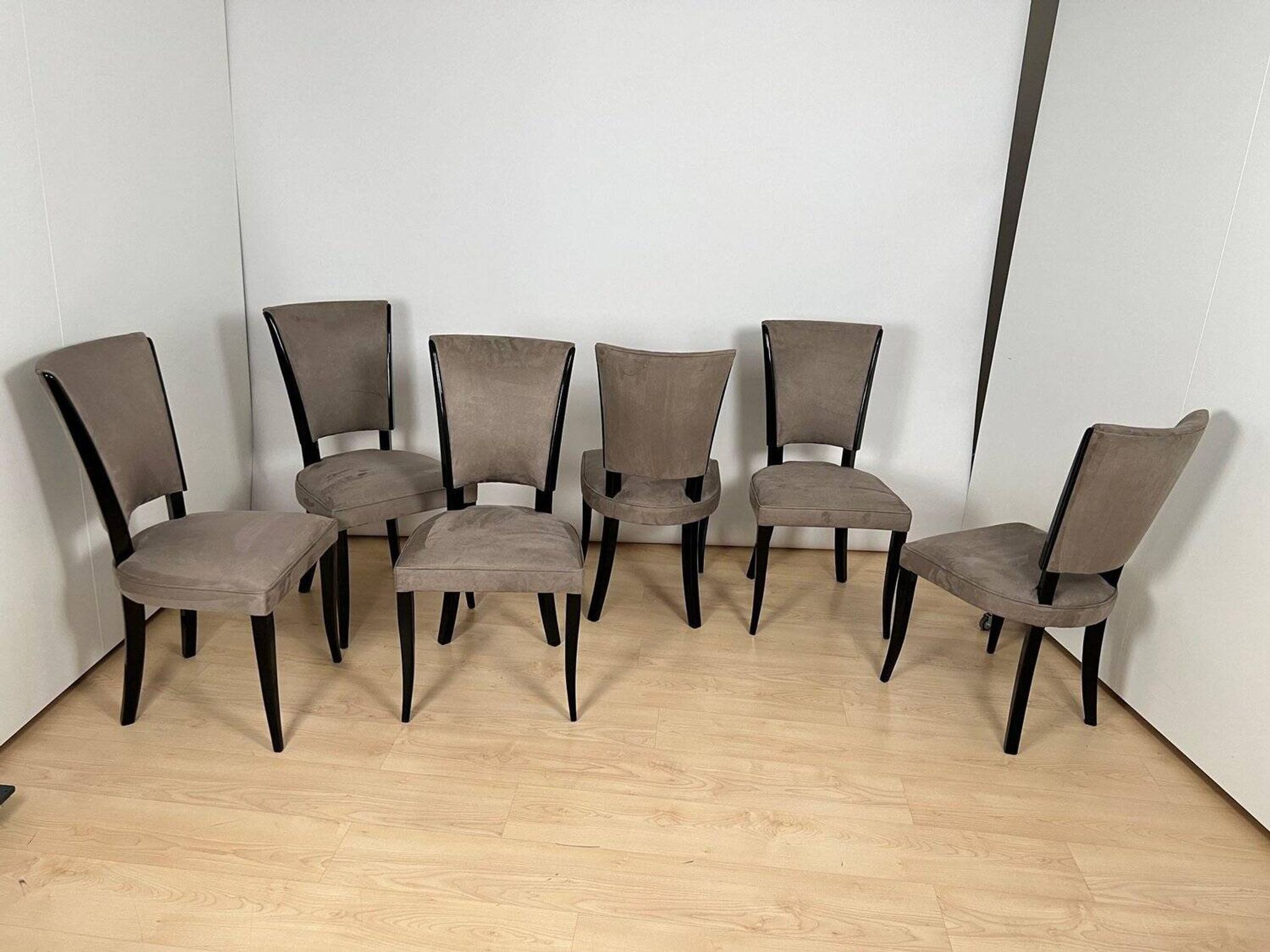 Art Deco Chairs in Black Lacquer & Grey Alcantara, France, 1930s, Set of 6