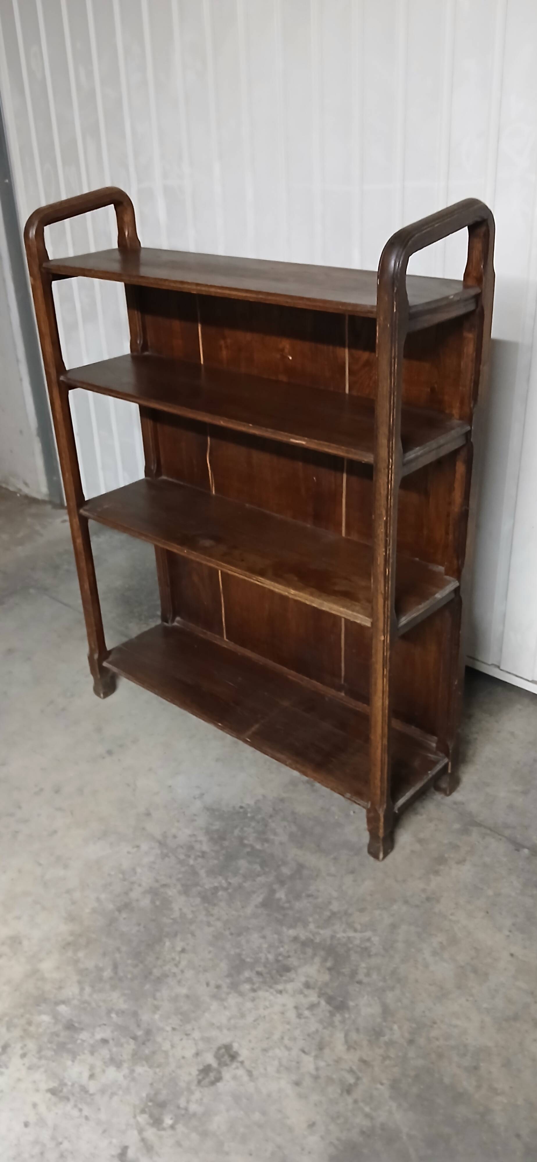 Vintage shelves/bookcase