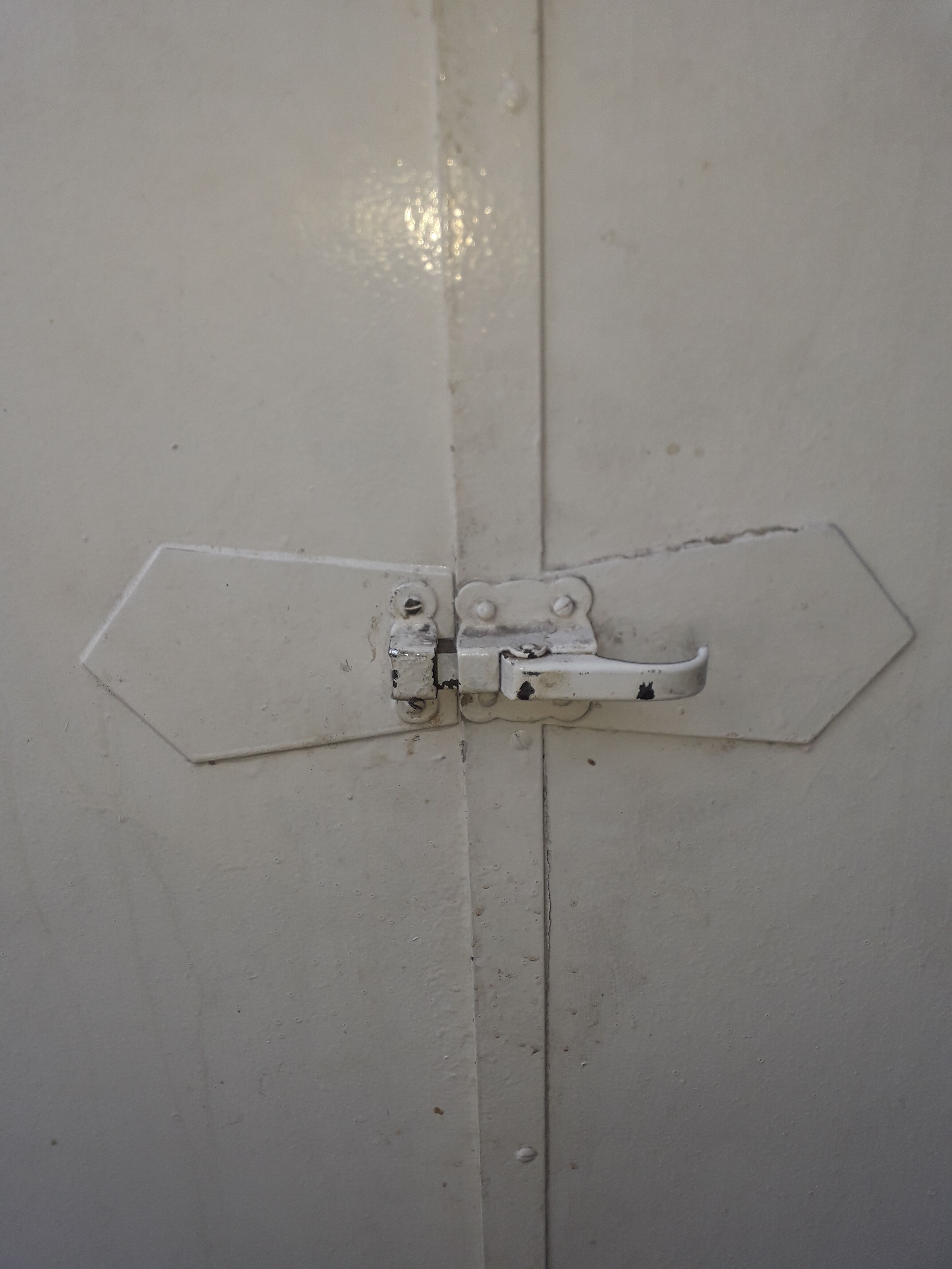 Armoire métallique d'atelier